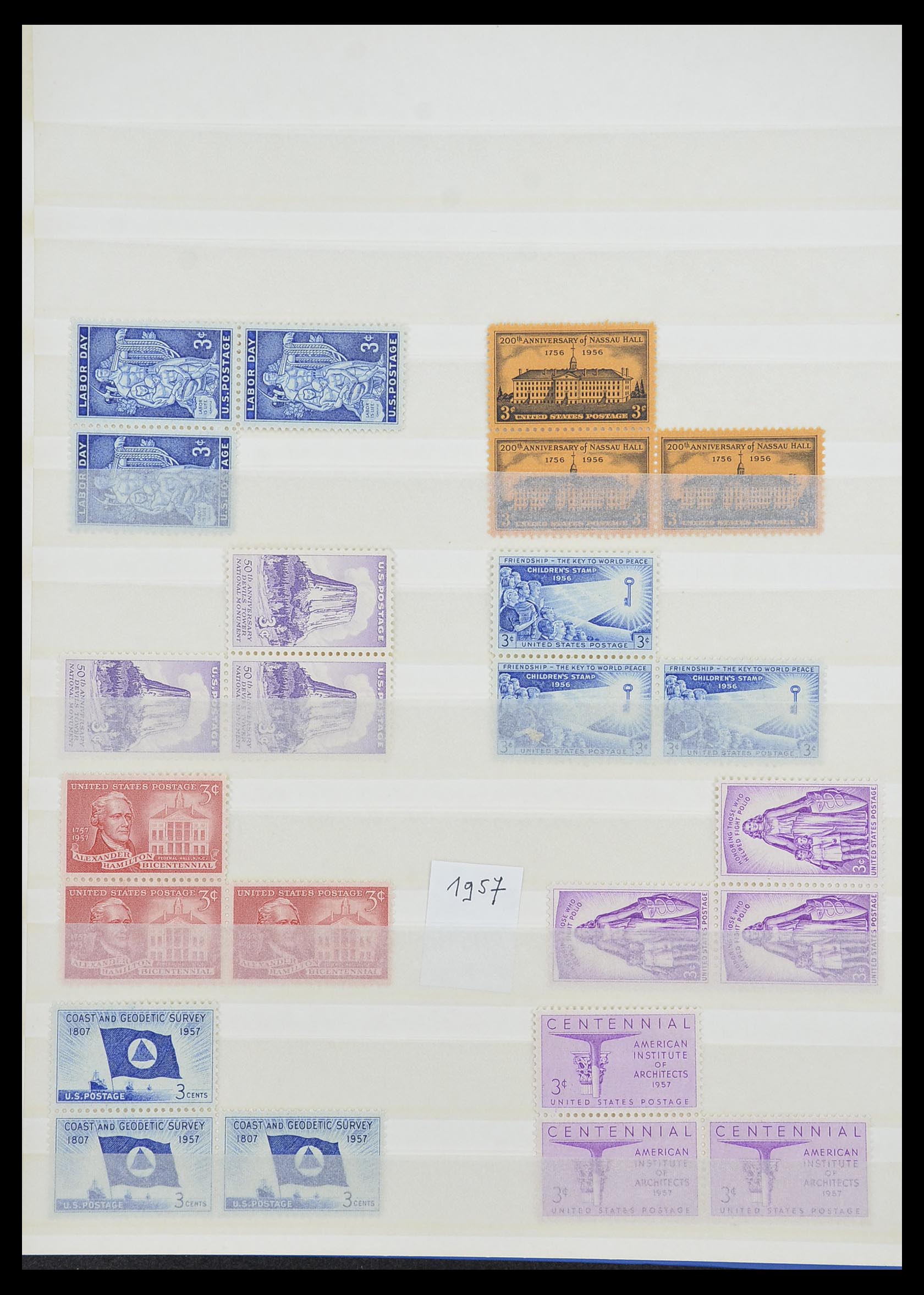 33933 012 - Postzegelverzameling 33933 USA postfris 1945-1996.