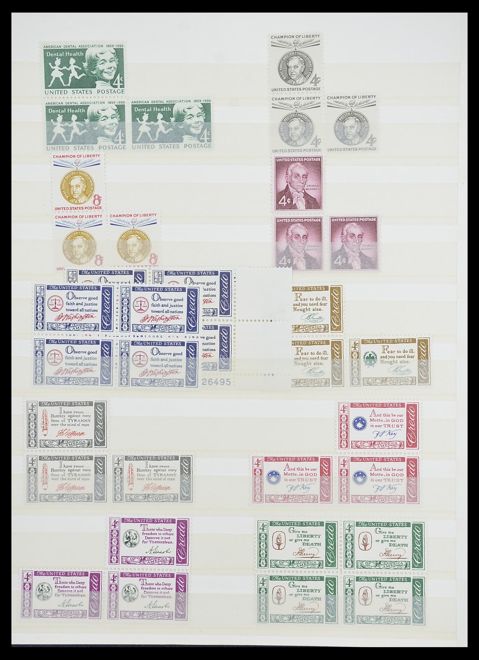 33933 018 - Stamp collection 33933 USA MNH 1945-1996.