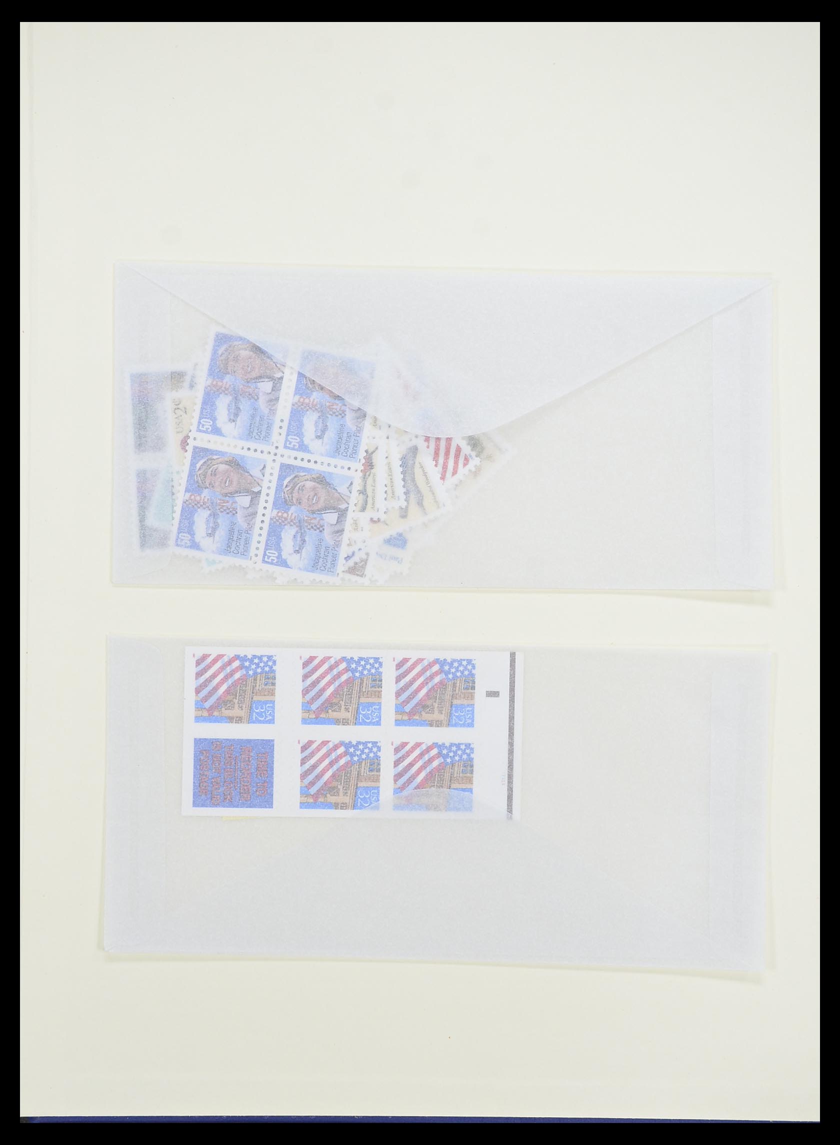 33933 054 - Stamp collection 33933 USA MNH 1945-1996.