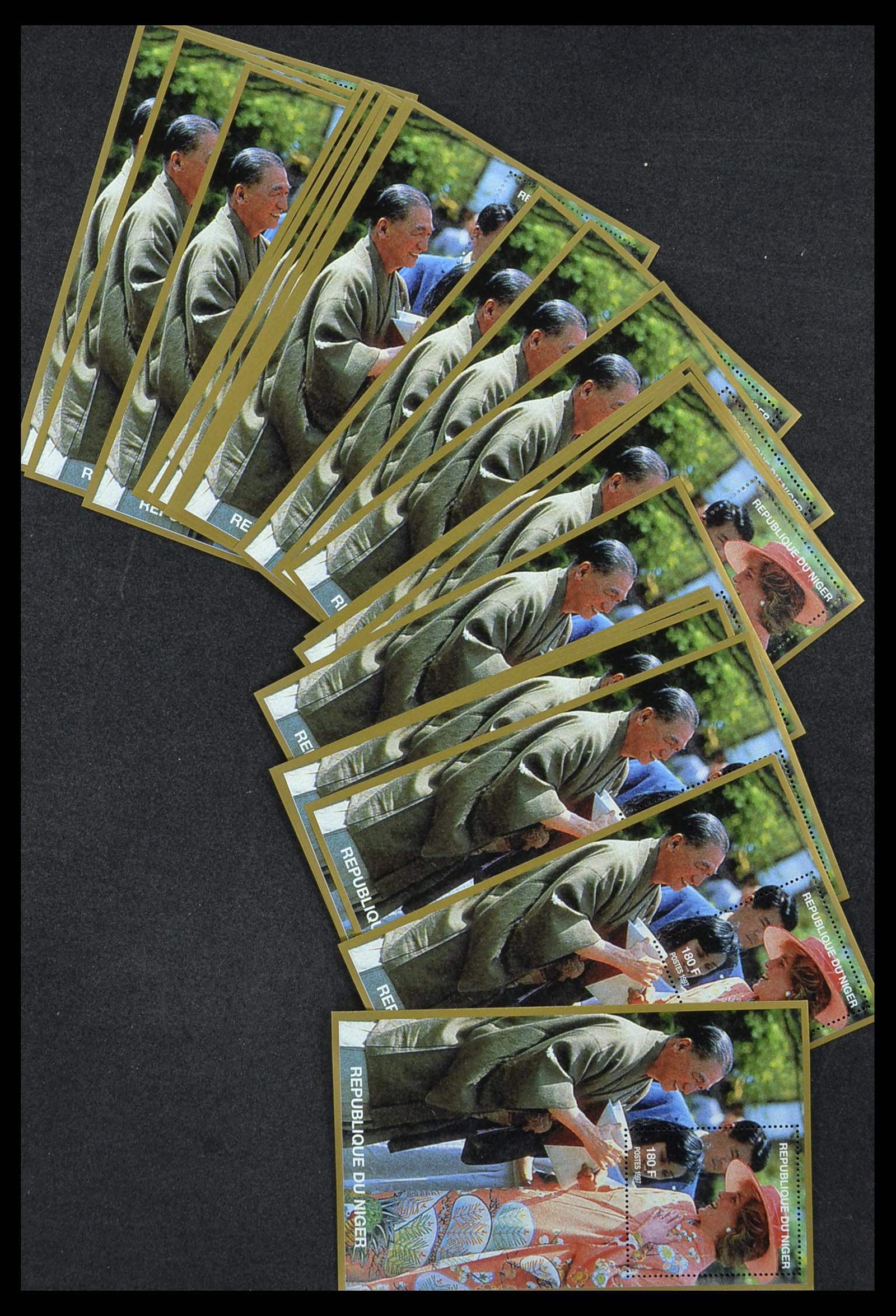 33934 014 - Postzegelverzameling 33934 Motieven 1975-2003.