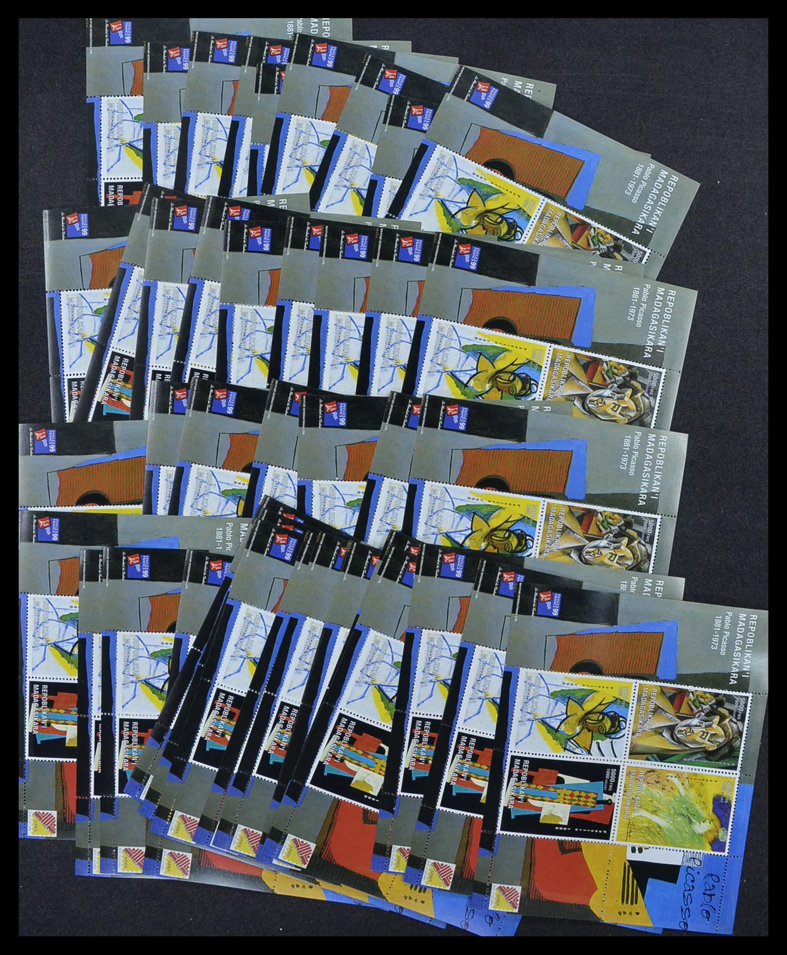 33934 056 - Postzegelverzameling 33934 Motieven 1975-2003.