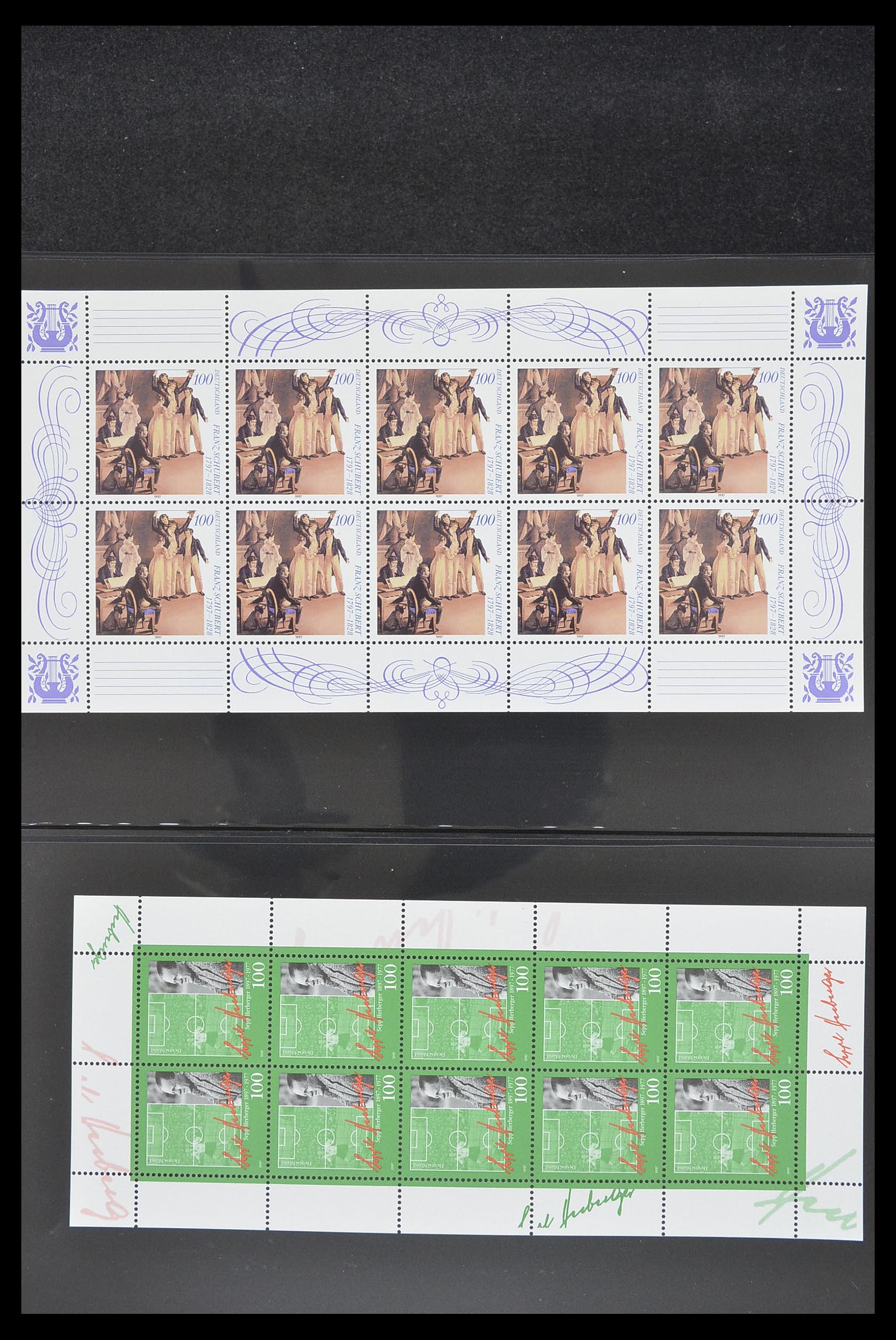 33936 065 - Stamp collection 33936 Bundespost kleinbogen 1994-2000.
