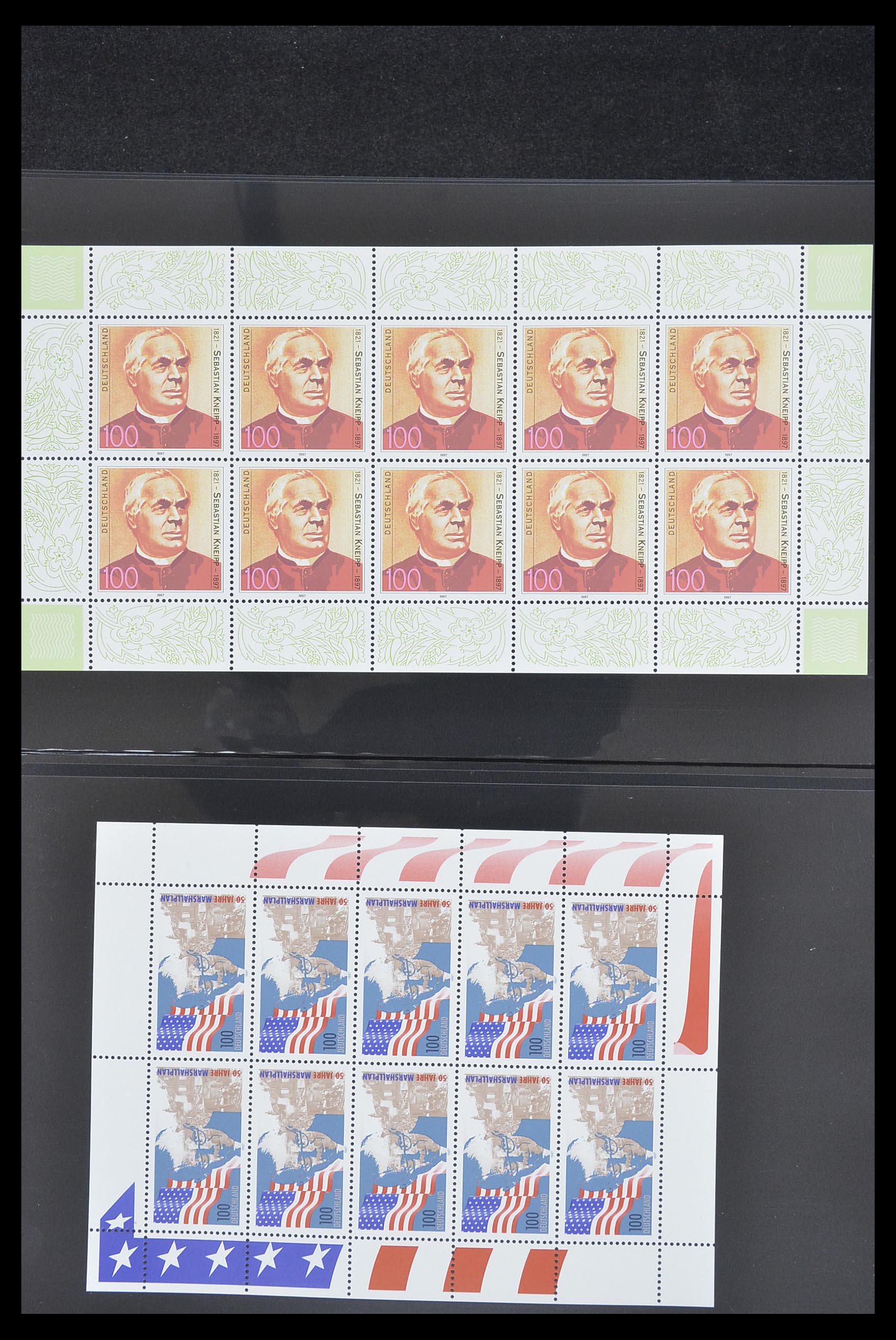 33936 077 - Stamp collection 33936 Bundespost kleinbogen 1994-2000.