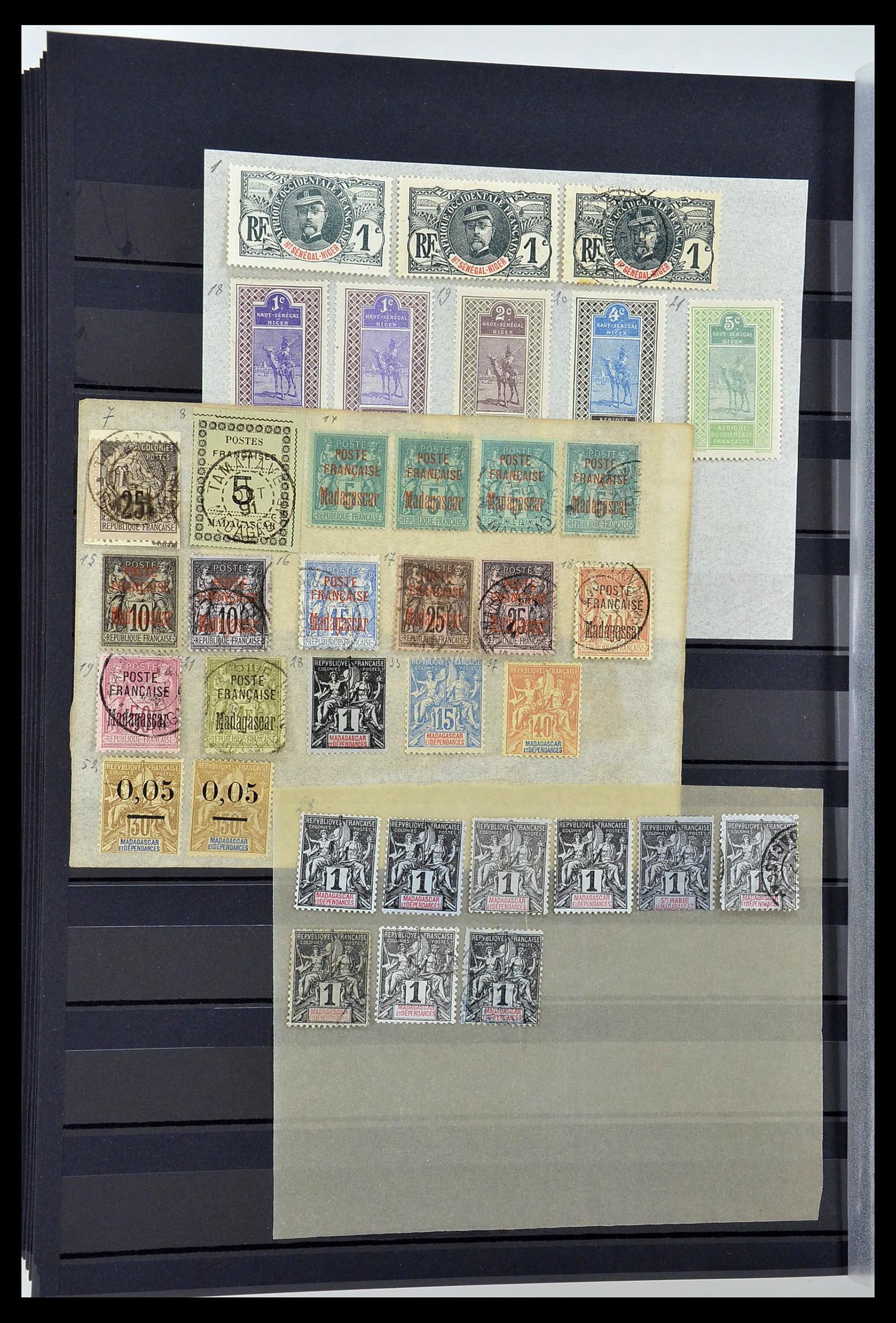 33961 042 - Postzegelverzameling 33961 Wereld klassiek 1859-1900.