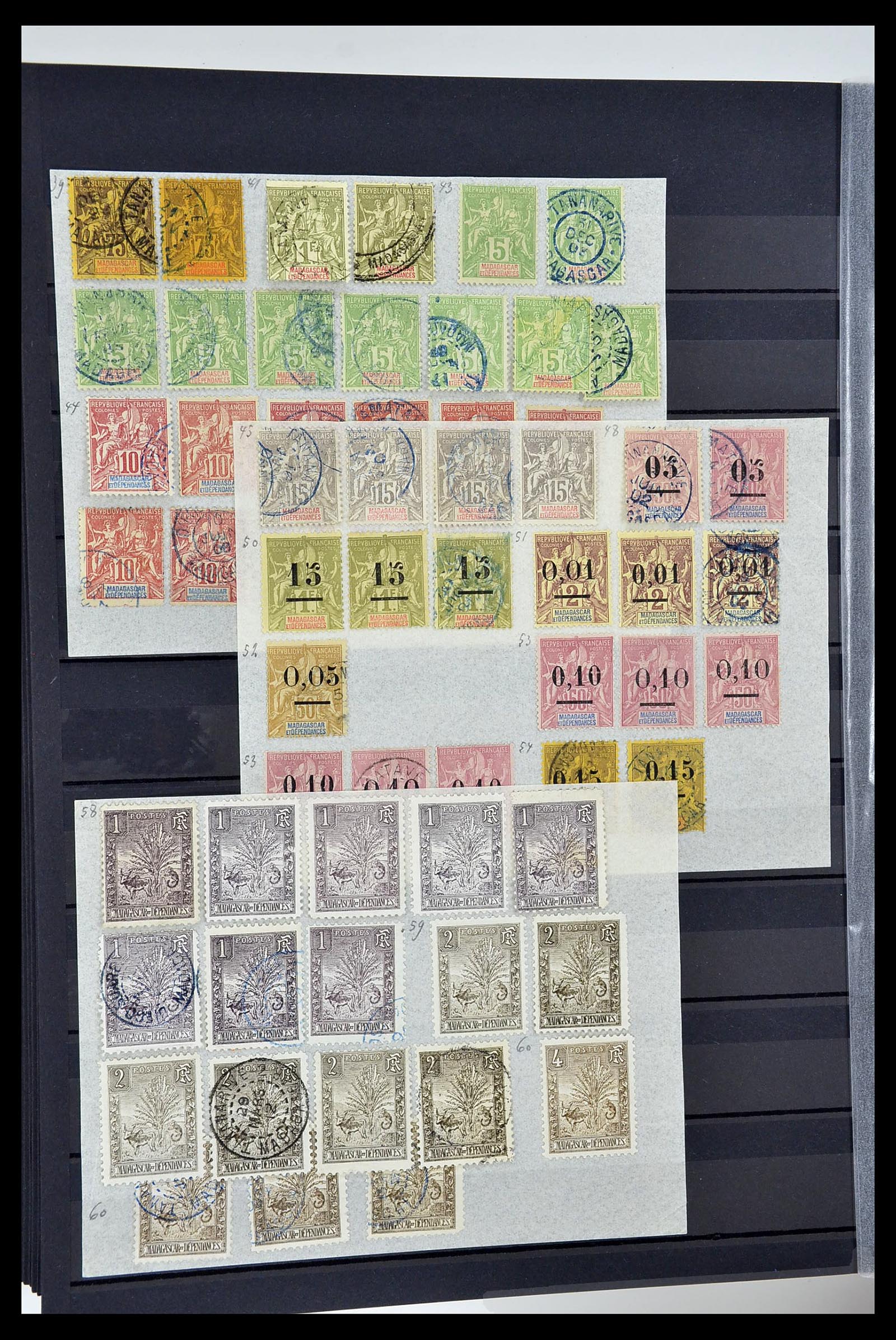 33961 044 - Postzegelverzameling 33961 Wereld klassiek 1859-1900.