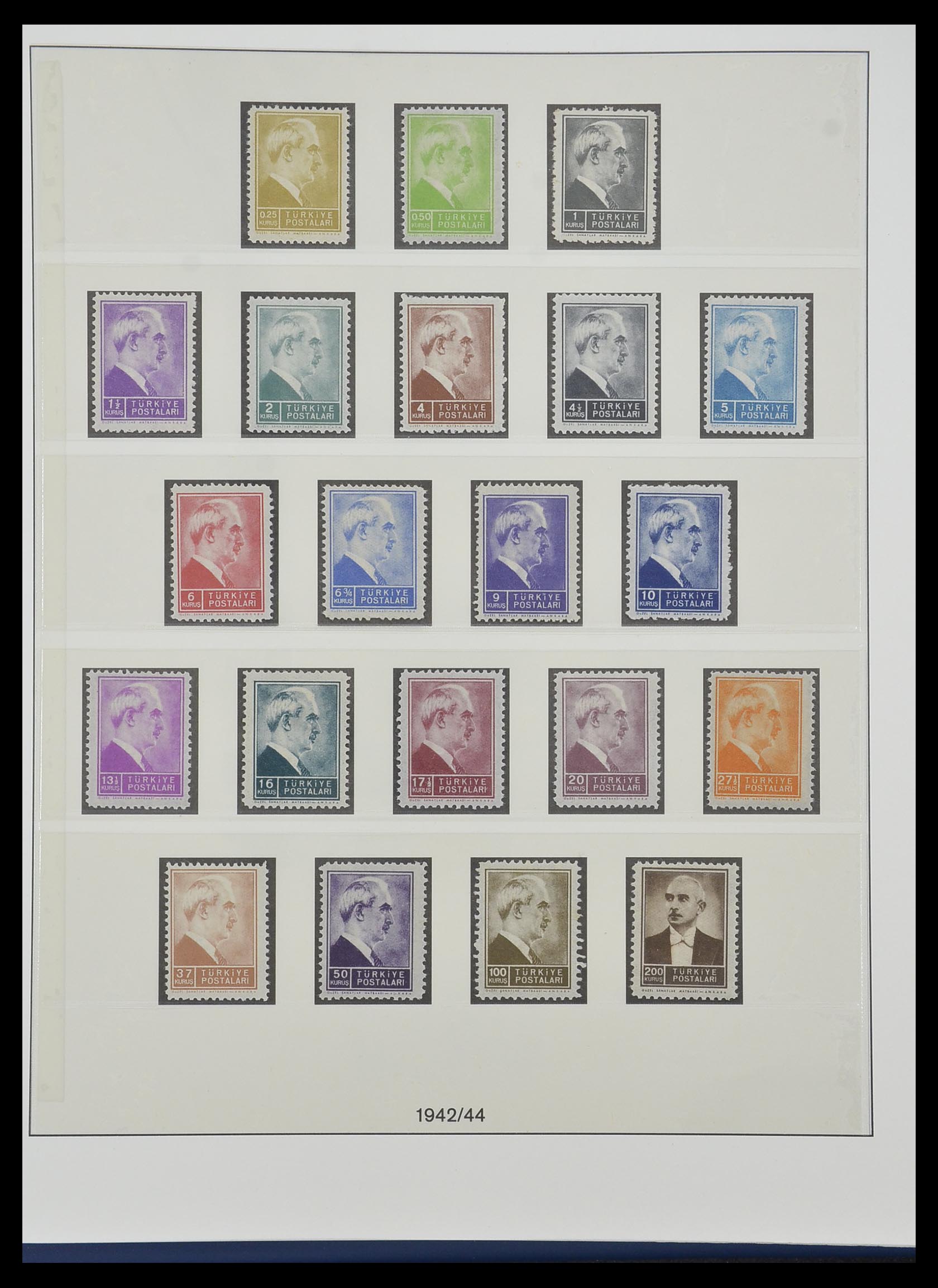 33984 012 - Stamp collection 33984 Turkey 1938-1990.