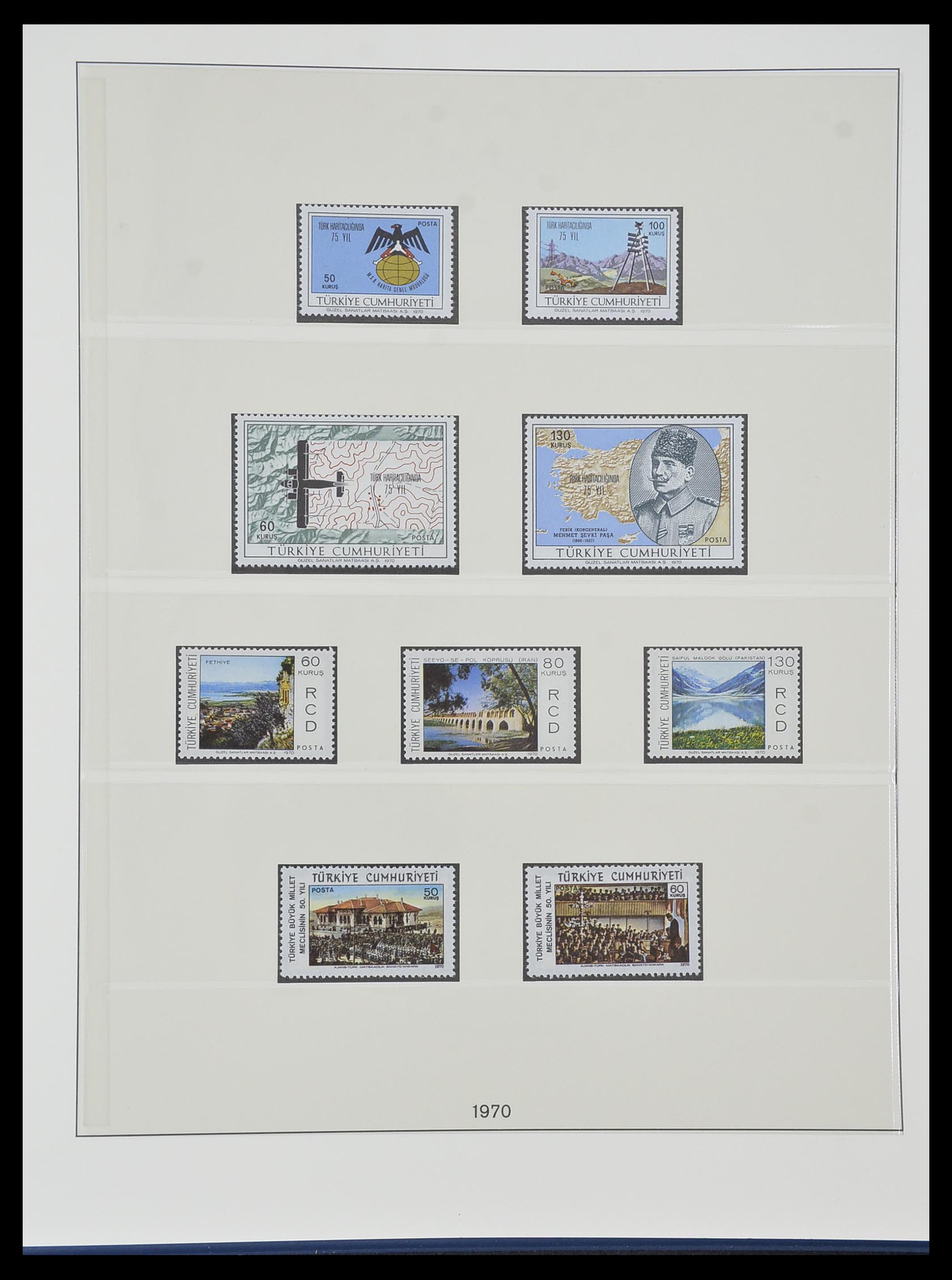 33984 105 - Stamp collection 33984 Turkey 1938-1990.