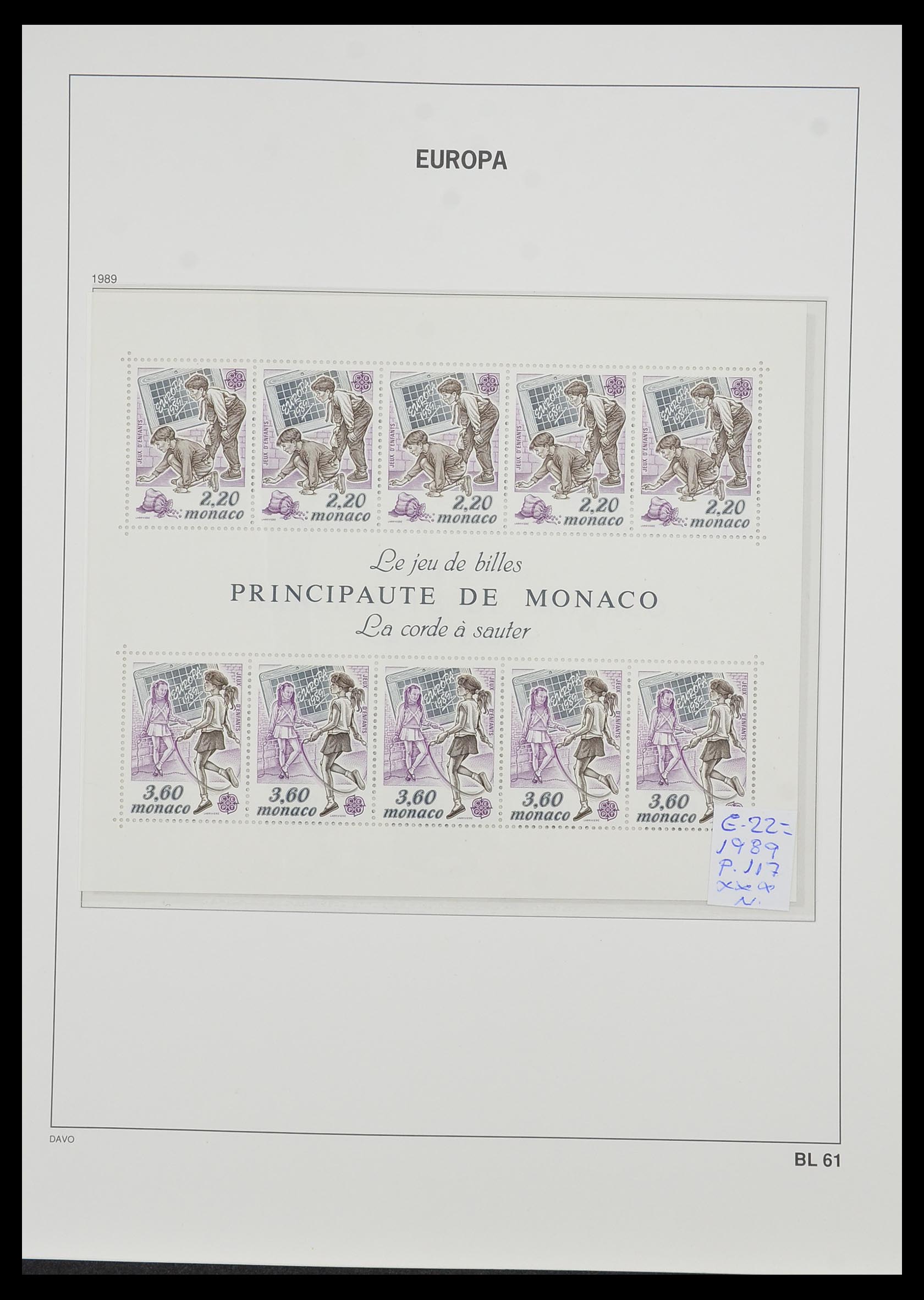 33985 058 - Stamp collection 33985 Europa CEPT souvenir sheets 1974-2014.