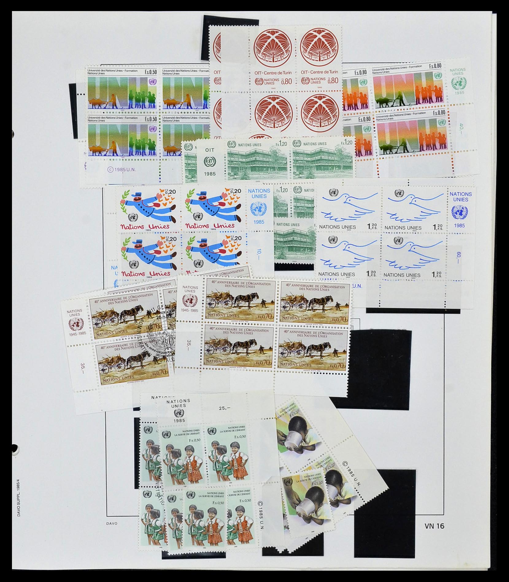 33990 190 - Stamp collection 33990 Switzerland 1854-1998.