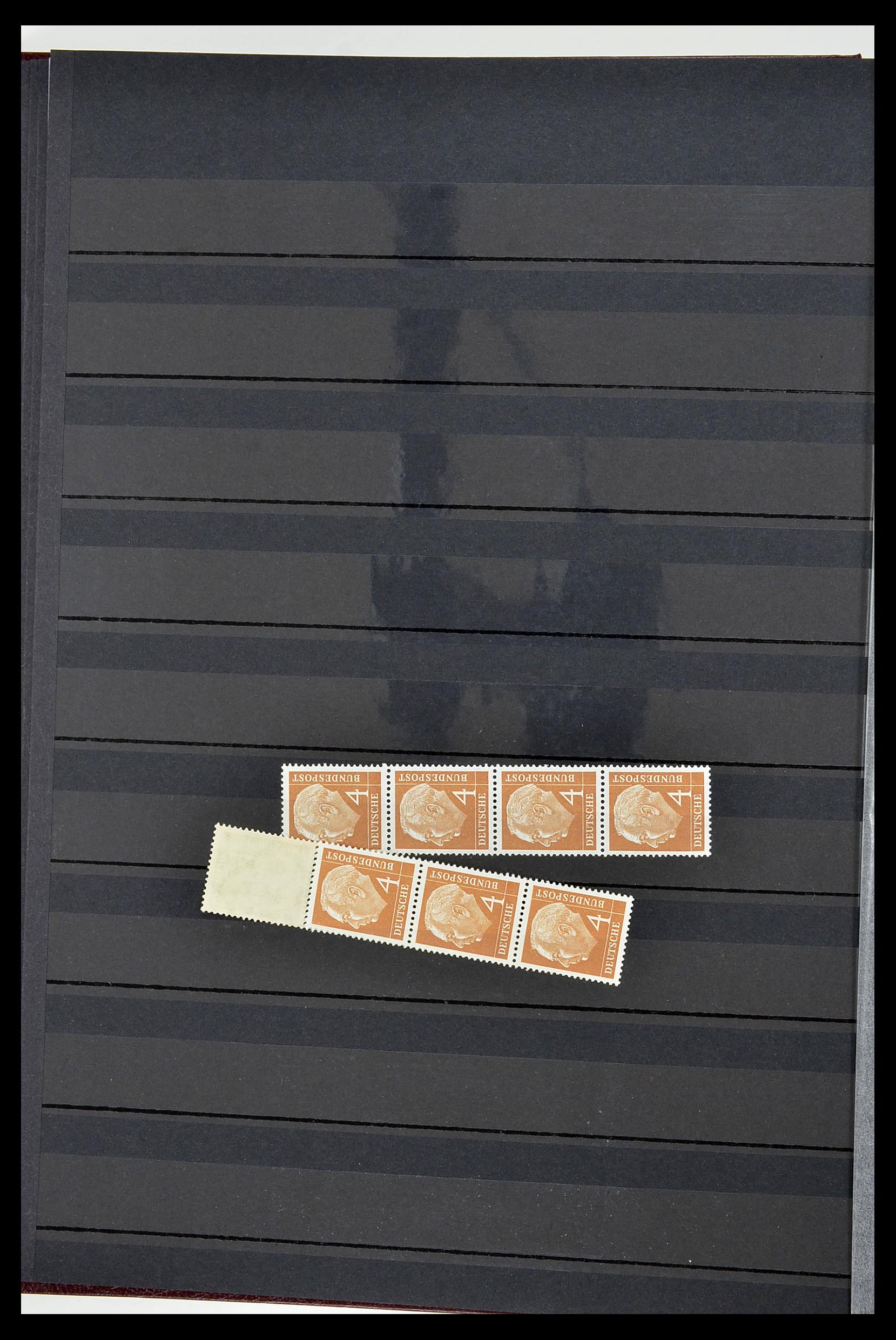 34003 039 - Postzegelverzameling 34003 Bundespost combinaties 1950-2020.