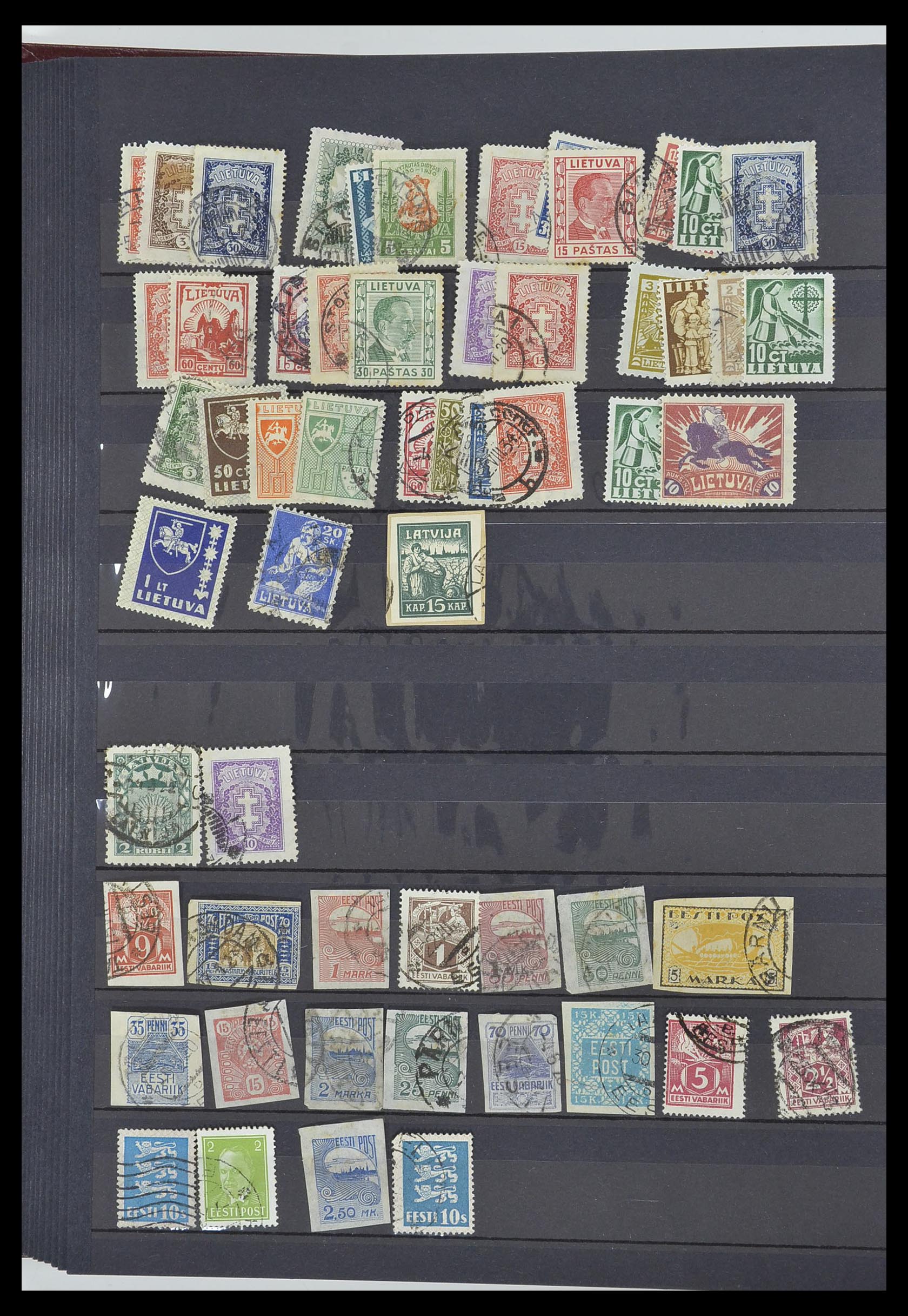 34006 020 - Postzegelverzameling 34006 Baltische Staten 1918-2008.