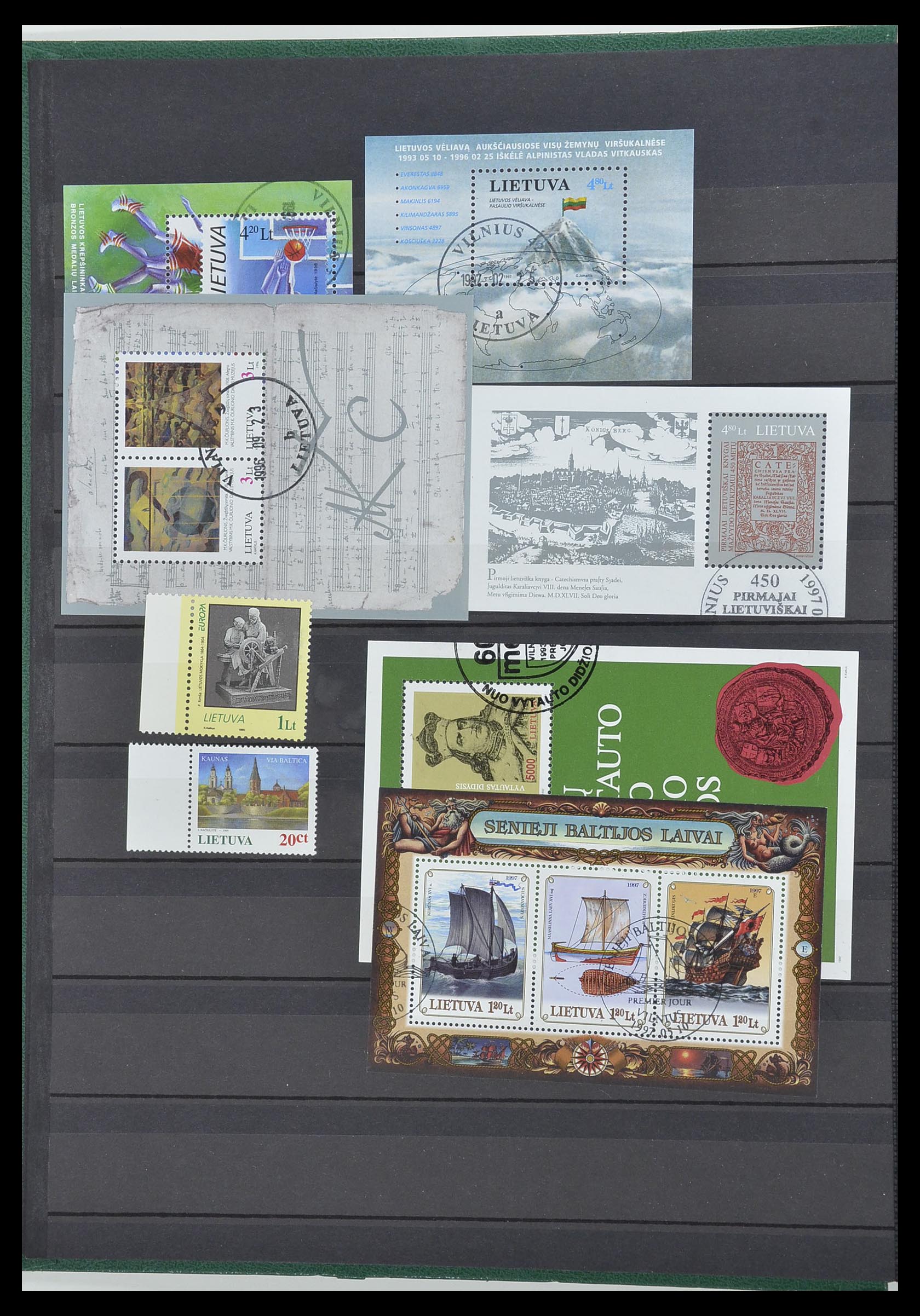 34006 031 - Postzegelverzameling 34006 Baltische Staten 1918-2008.