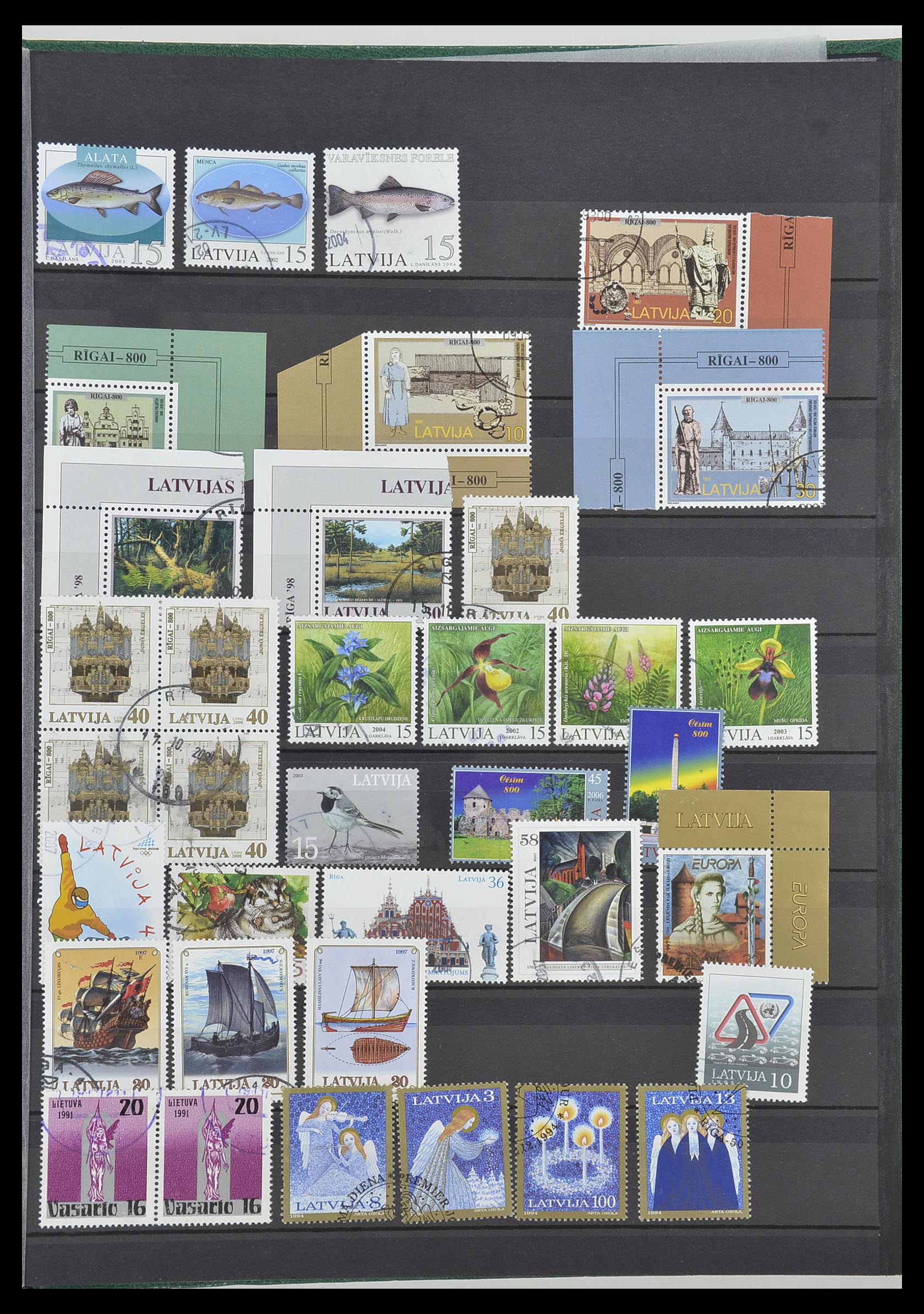 34006 041 - Postzegelverzameling 34006 Baltische Staten 1918-2008.