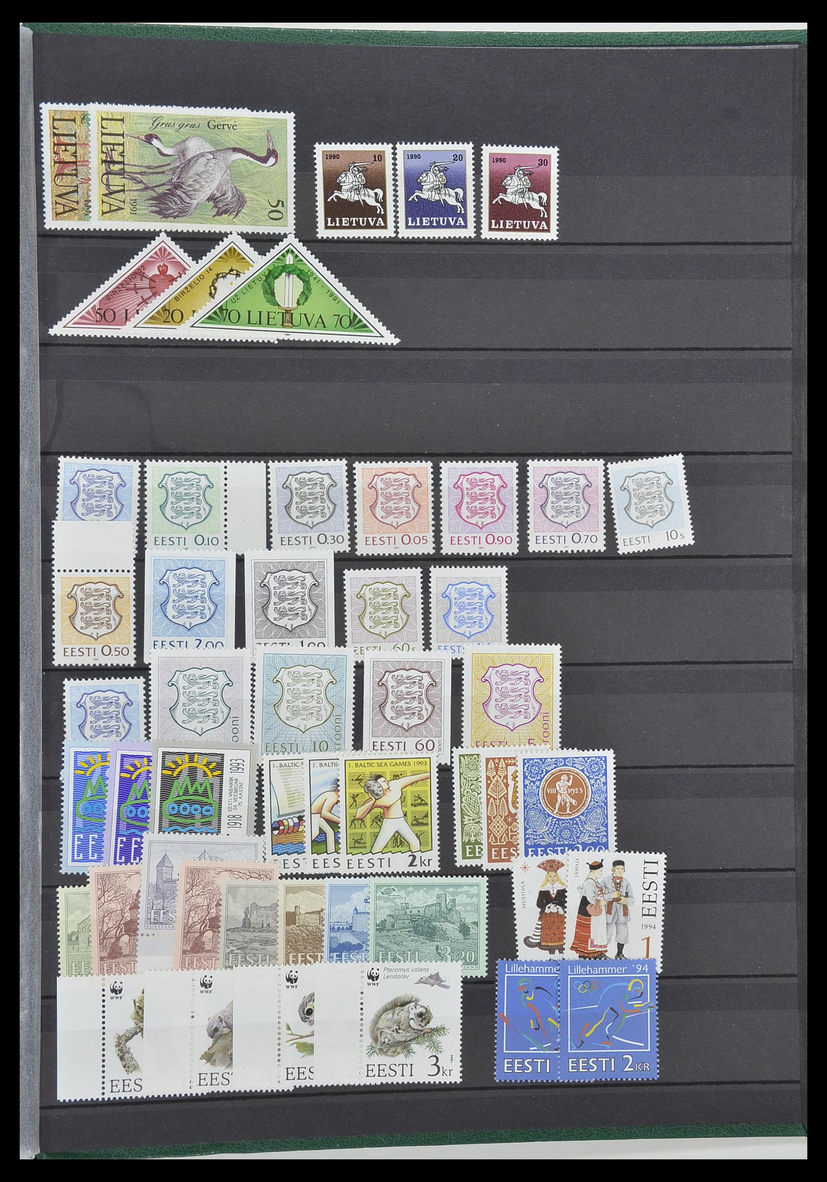 34006 049 - Postzegelverzameling 34006 Baltische Staten 1918-2008.