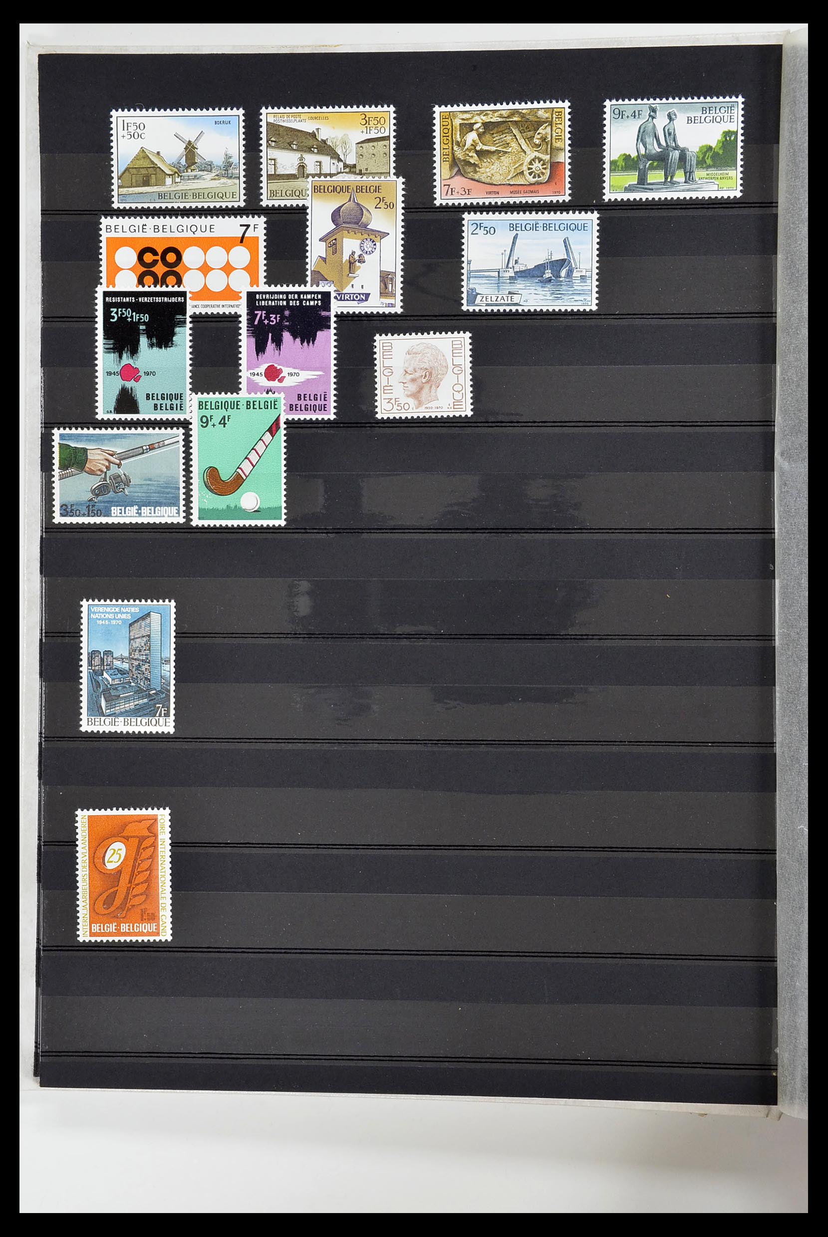 34019 008 - Postzegelverzameling 34019 België 1960-2004.
