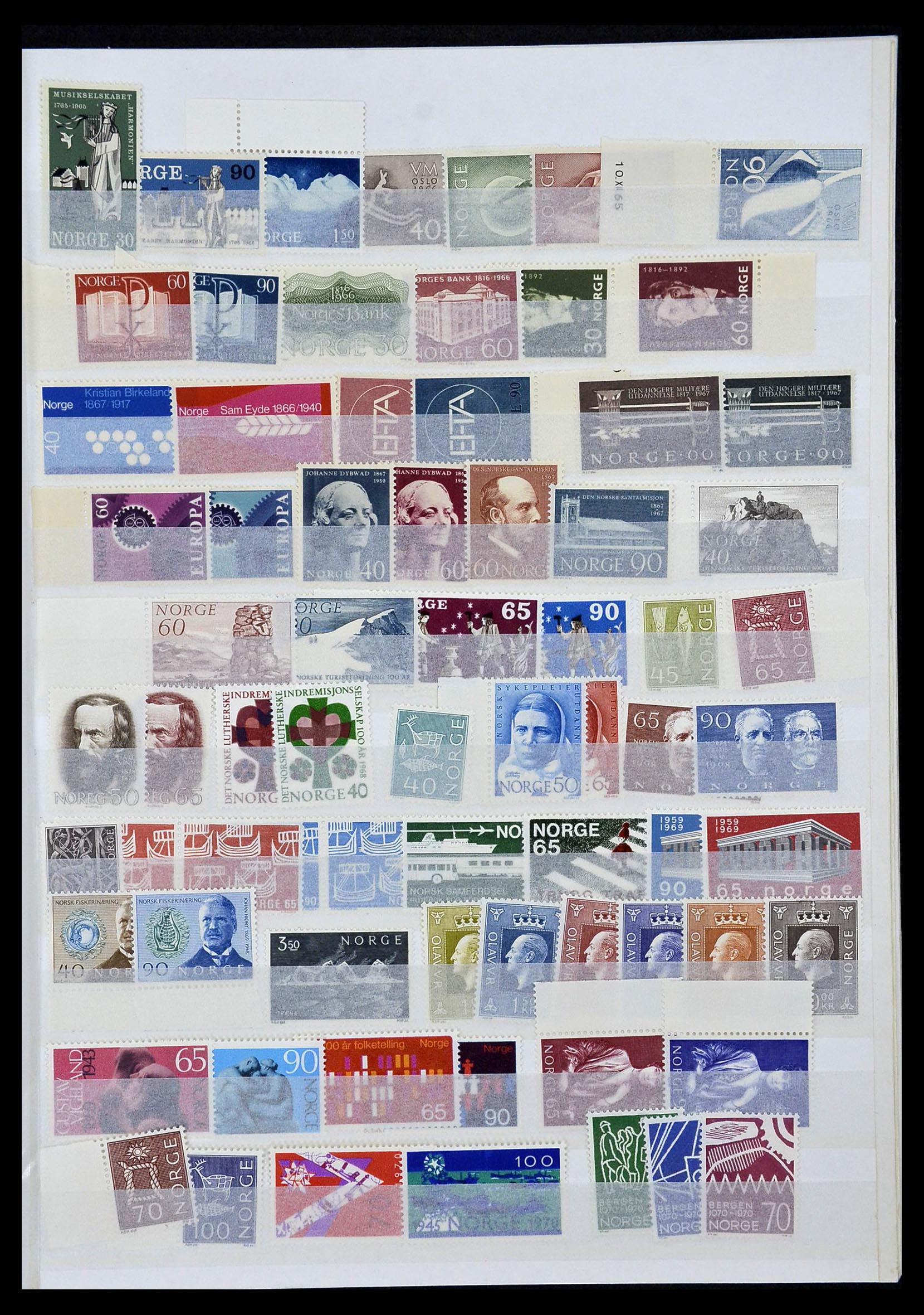 34031 025 - Postzegelverzameling 34031 Noorwegen 1856-1948.