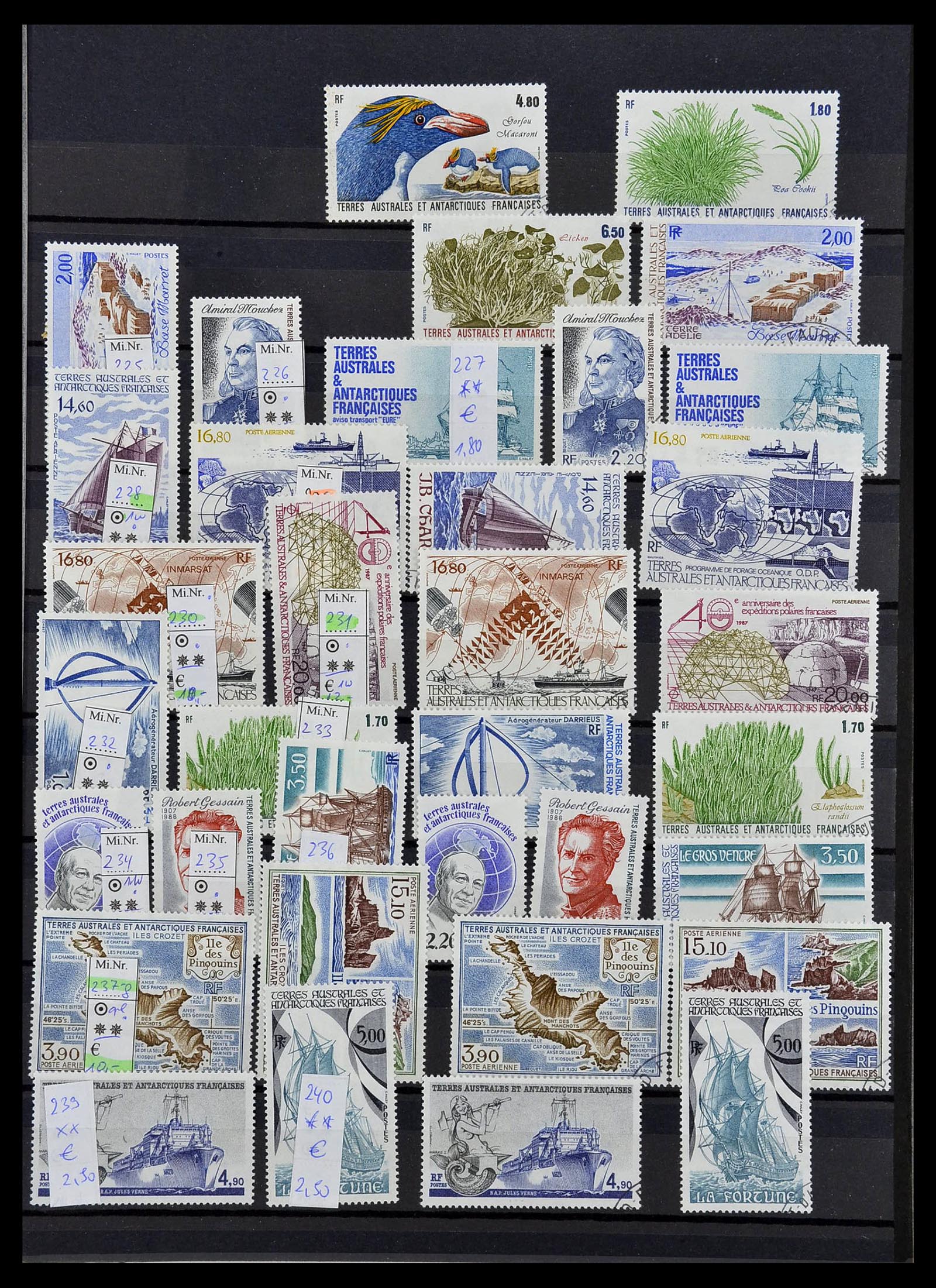 34068 011 - Postzegelverzameling 34068 Frans Antarctica 1955-2016.