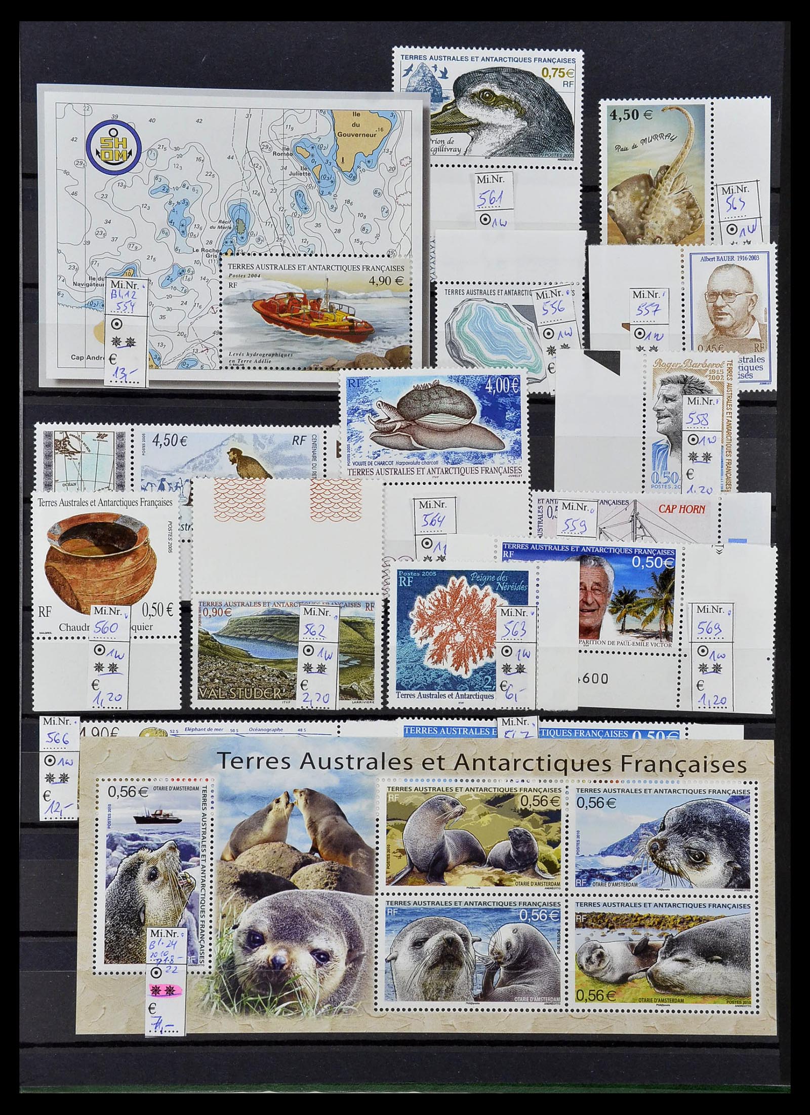 34068 029 - Postzegelverzameling 34068 Frans Antarctica 1955-2016.