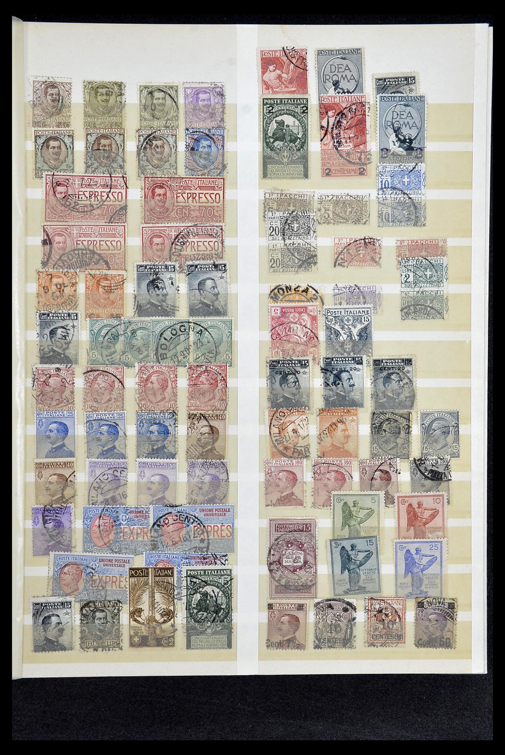 34132 051 - Stamp collection 34132 Italy and States 1828-1955.