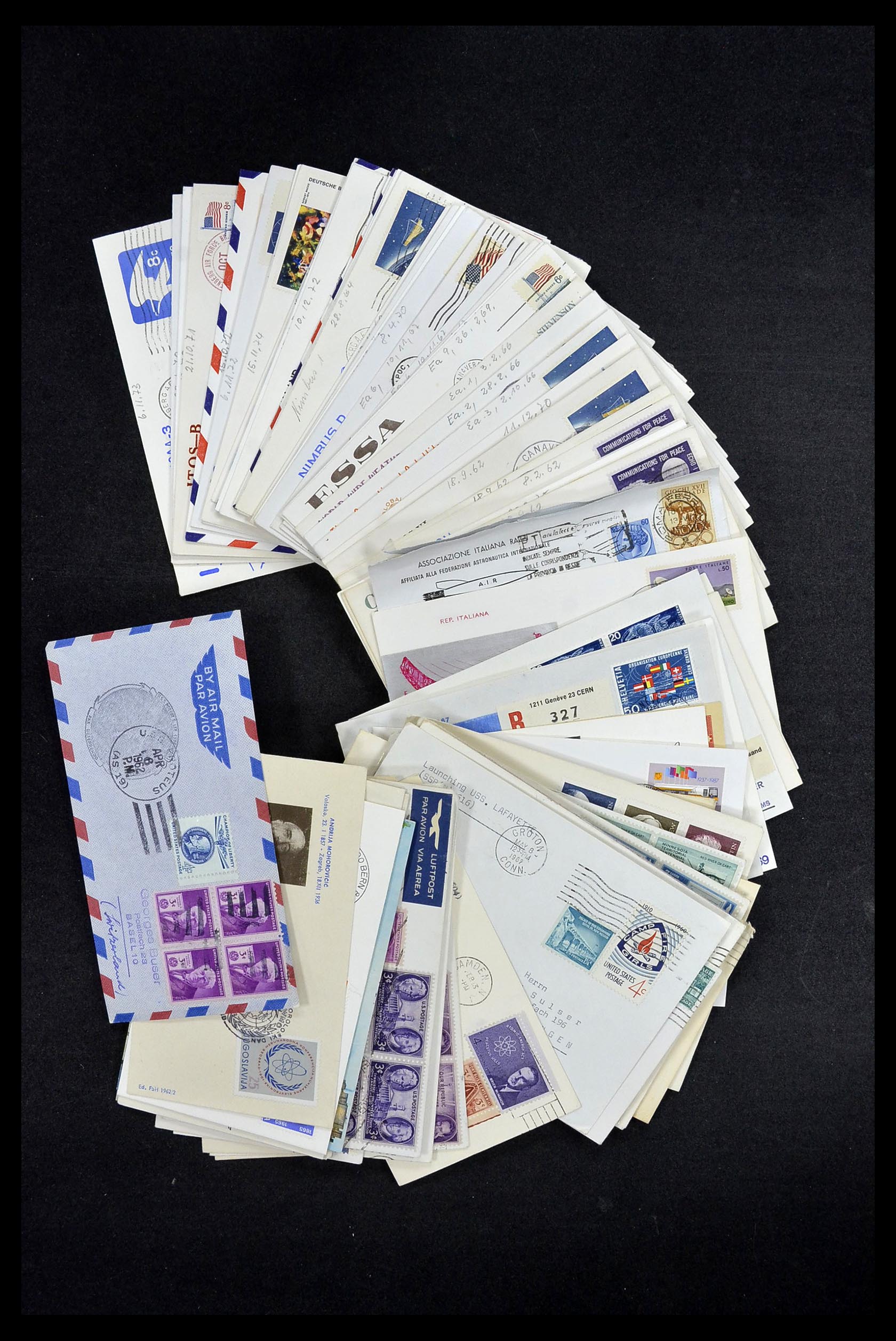 34147 014 - Postzegelverzameling 34147 Motief Ruimtevaart 1928(!)-1999.