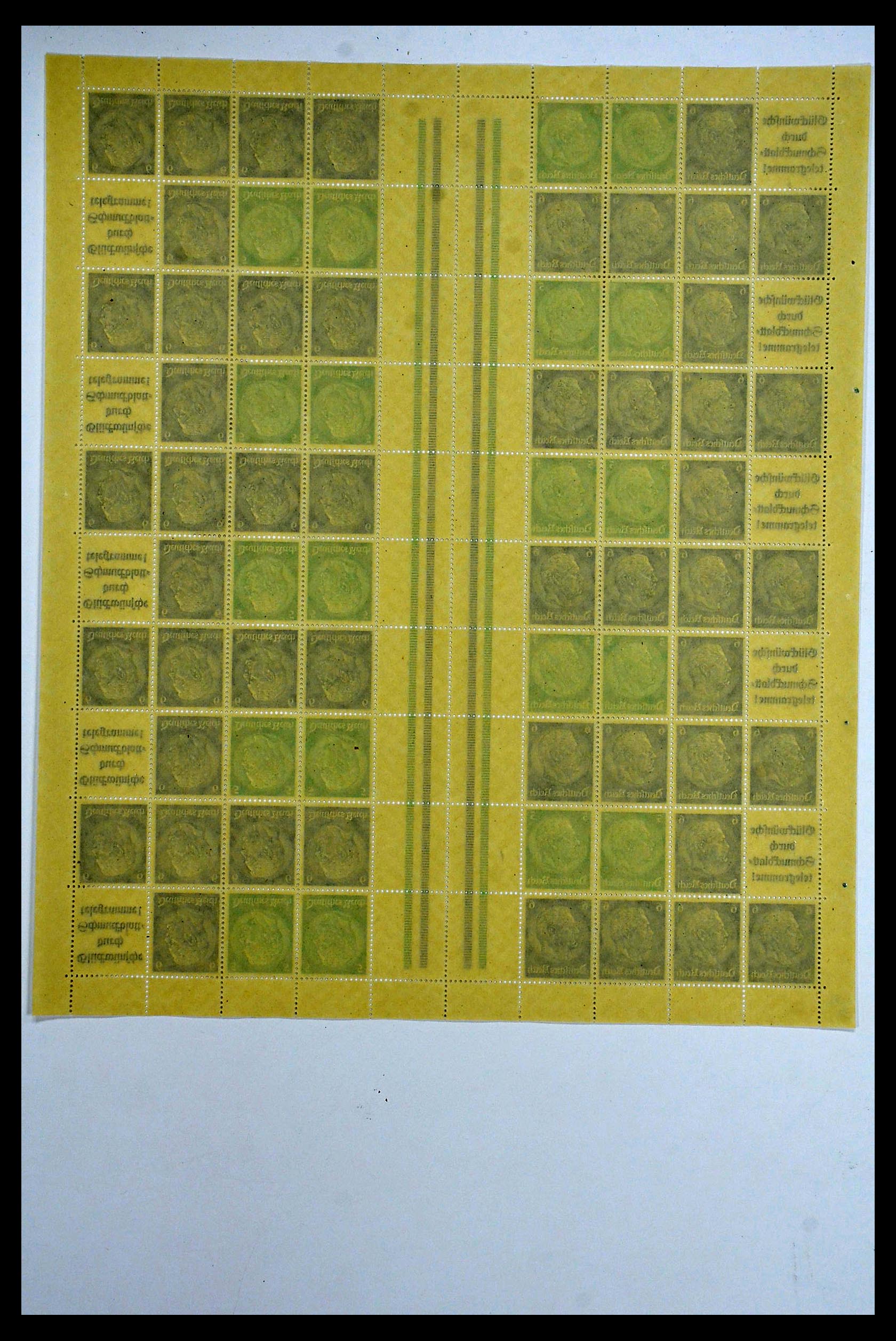 34164 038 - Stamp collection 34164 German Reich Markenheftchenbogen 1933-1942.