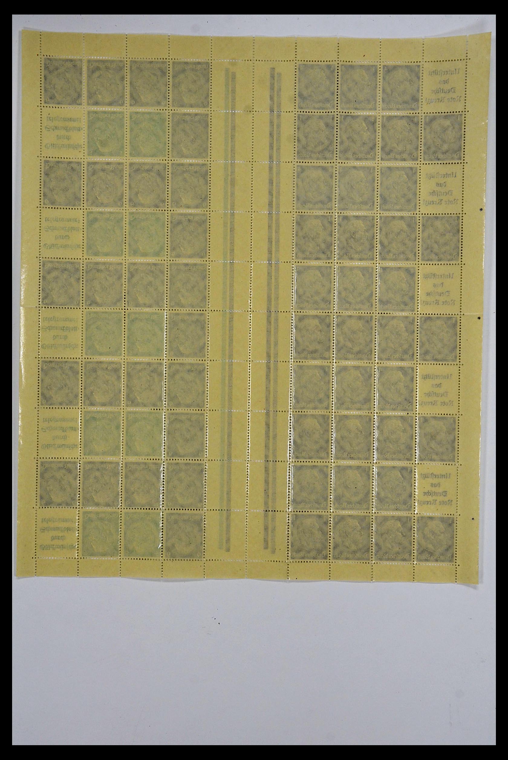 34164 046 - Stamp collection 34164 German Reich Markenheftchenbogen 1933-1942.