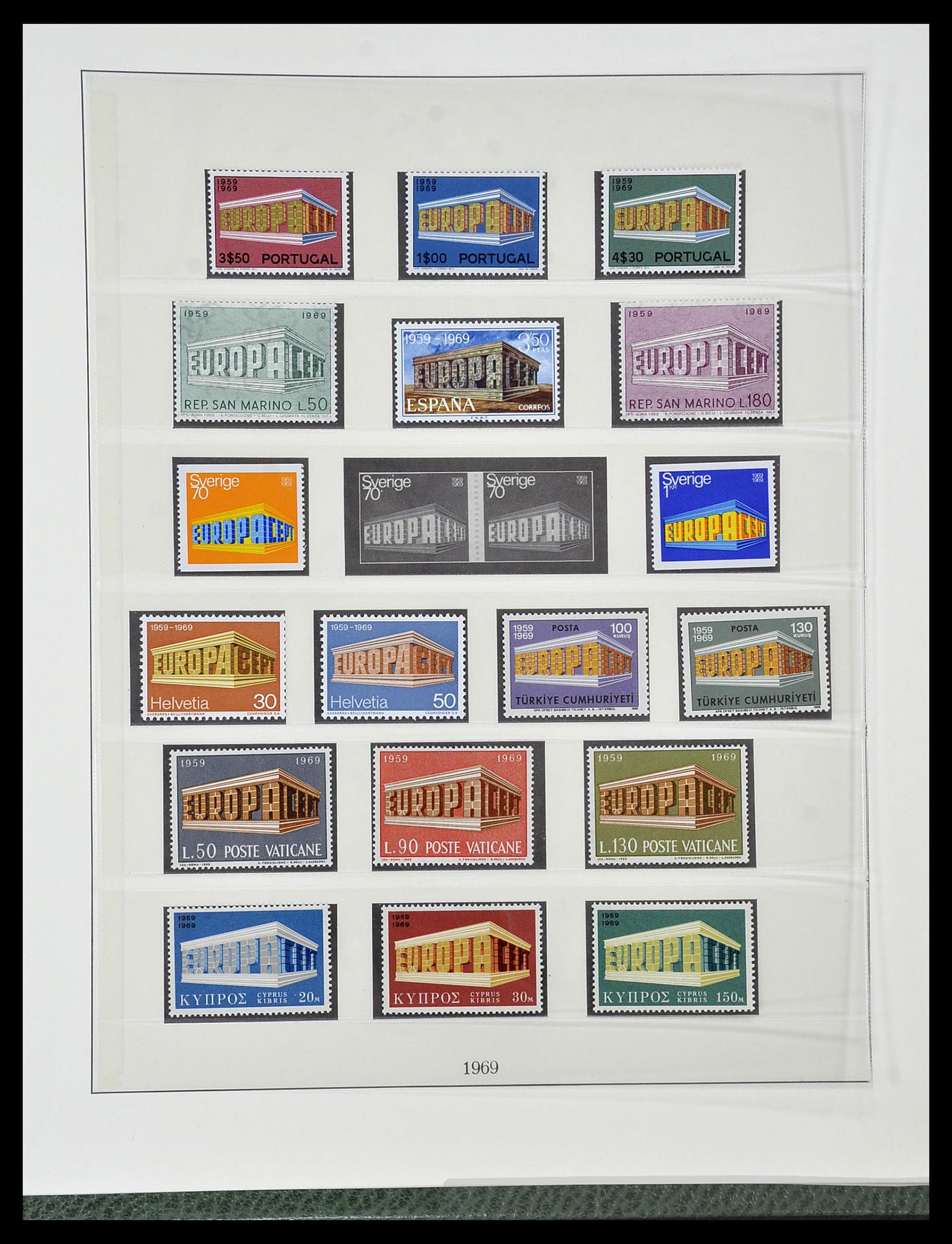 34174 032 - Postzegelverzameling 34174 Europa CEPT 1956-1999.