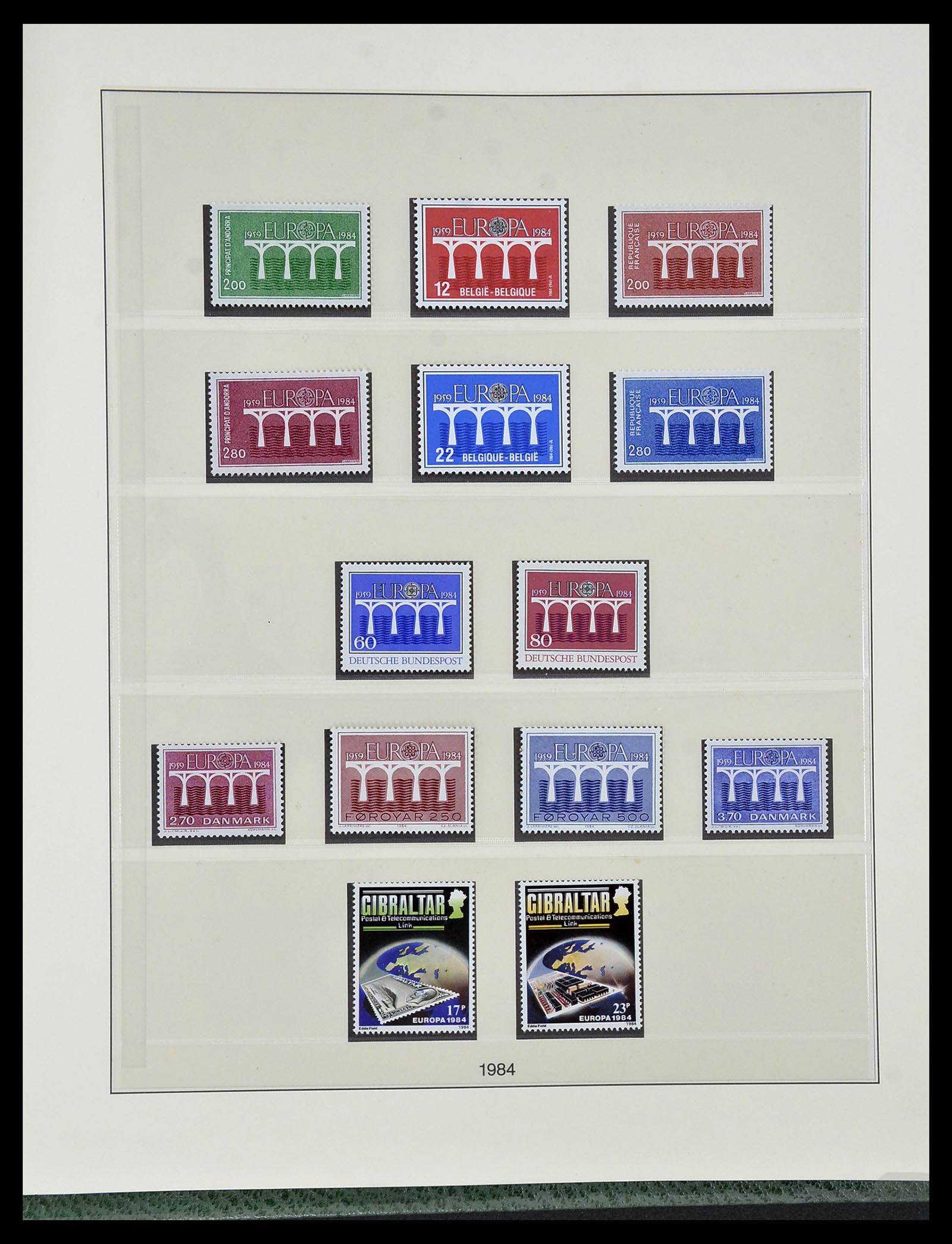 34174 117 - Postzegelverzameling 34174 Europa CEPT 1956-1999.
