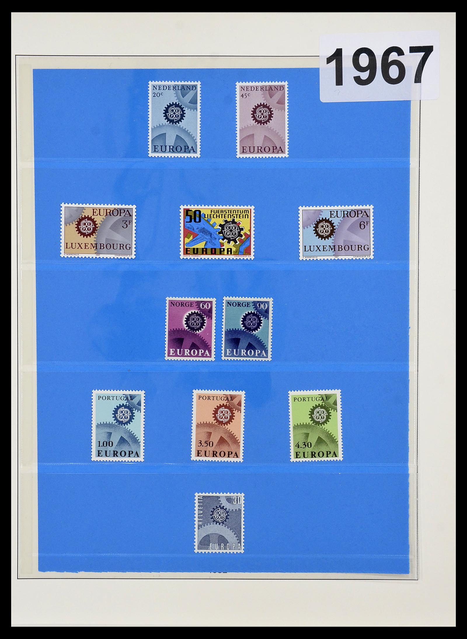 34191 037 - Postzegelverzameling 34191 Europa CEPT 1956-2008.