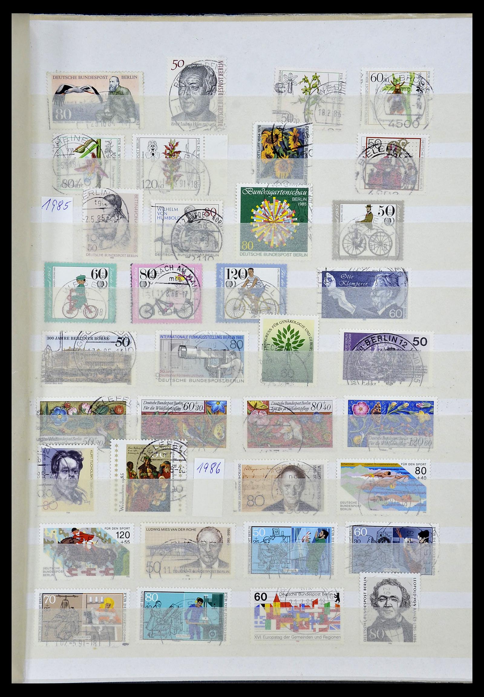 34198 043 - Postzegelverzameling 34198 Berlijn 1948-1990.