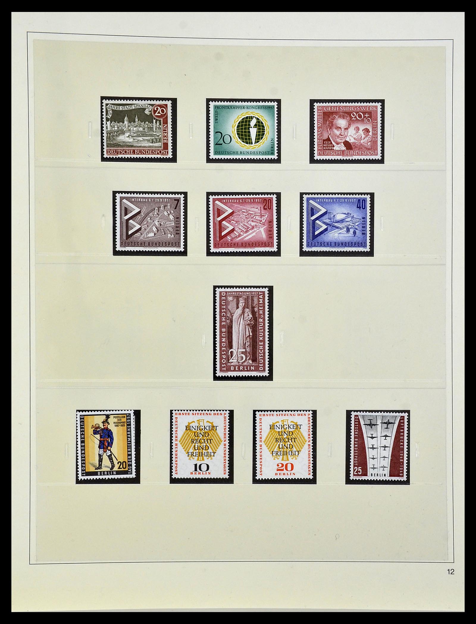 34199 012 - Postzegelverzameling 34199 Berlijn 1948-1974.