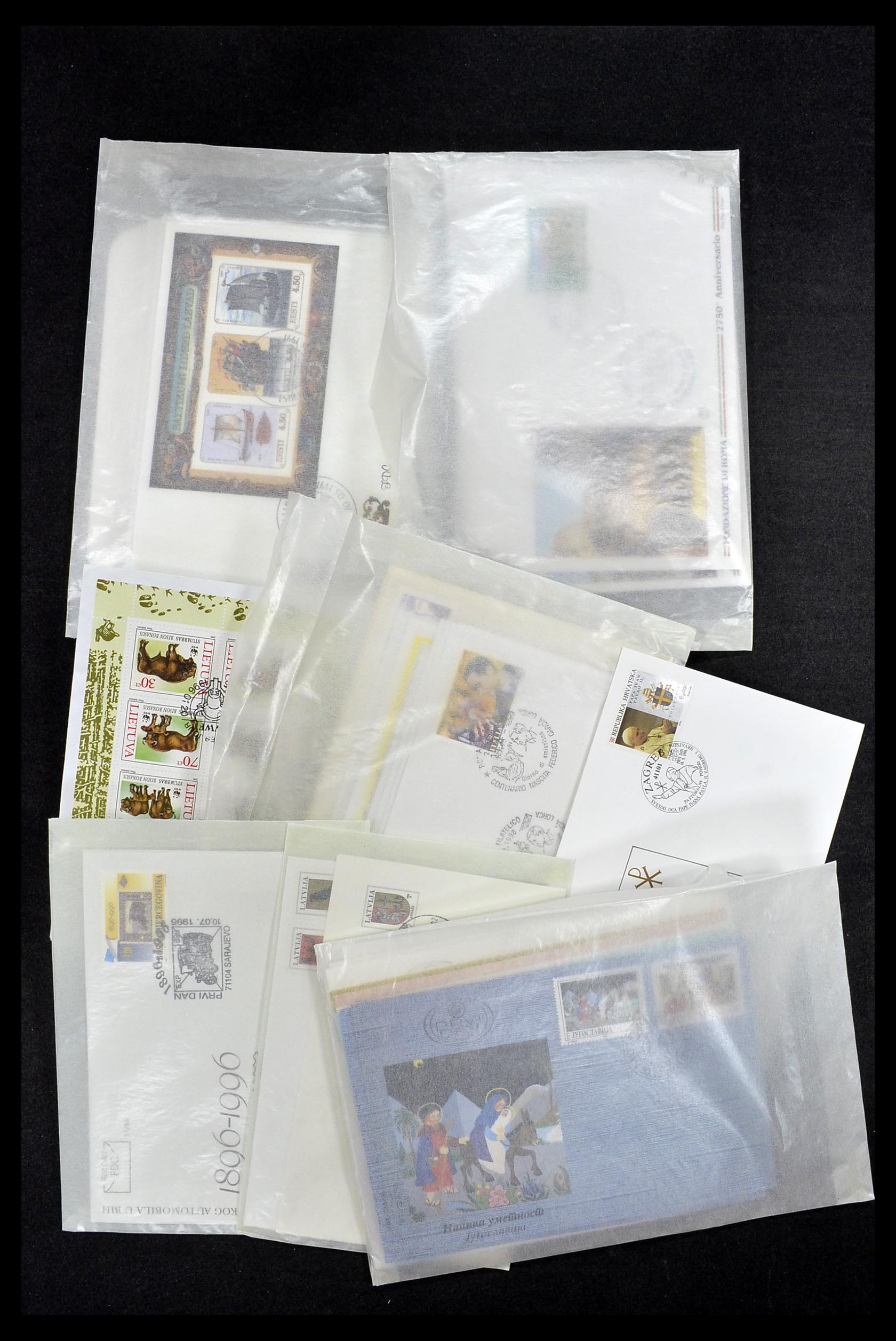 34203 223 - Stamp collection 34203 Europe new issues to 2010.