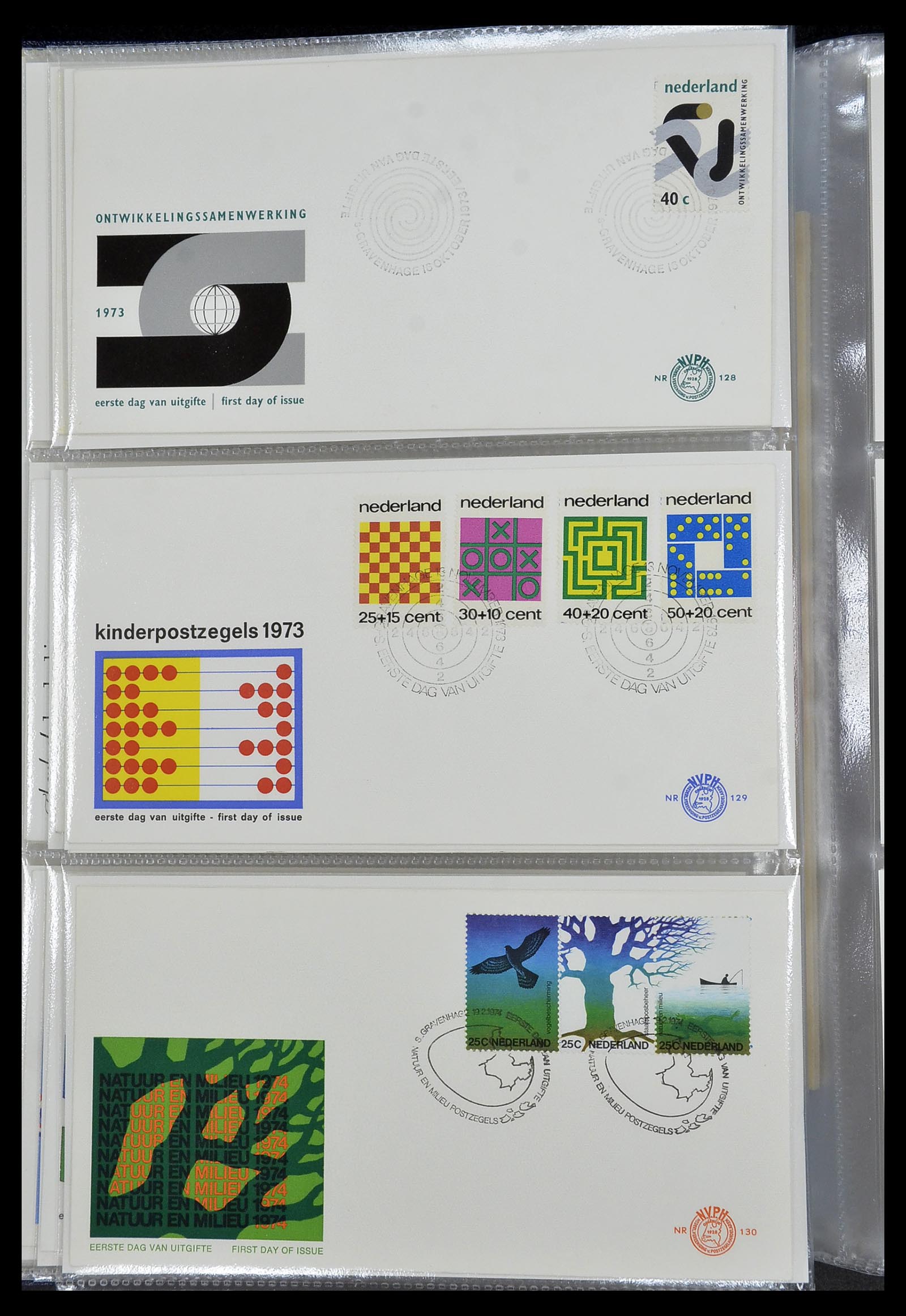 34207 010 - Postzegelverzameling 34207 Nederland FDC's 1970-2011.