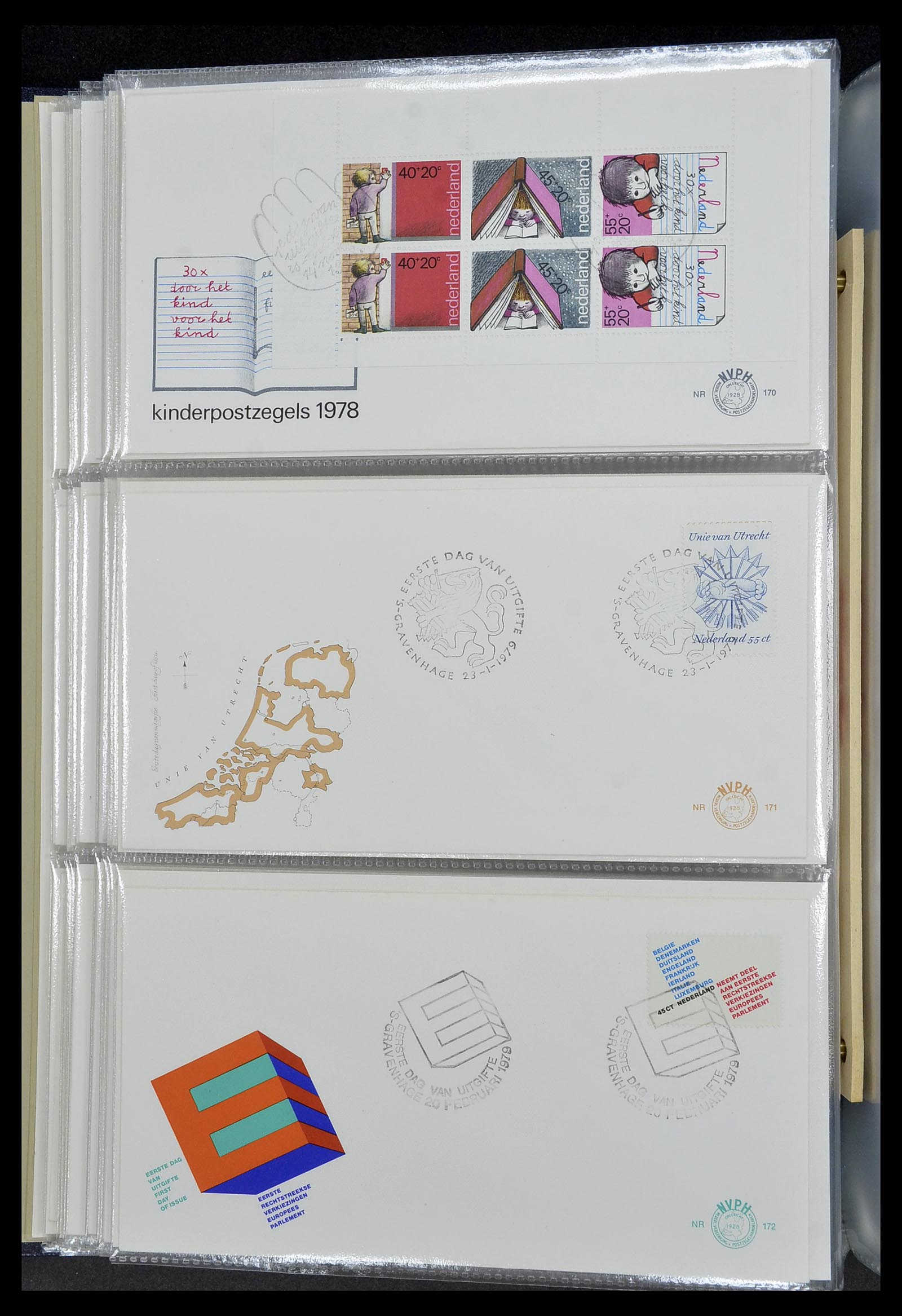 34207 026 - Postzegelverzameling 34207 Nederland FDC's 1970-2011.