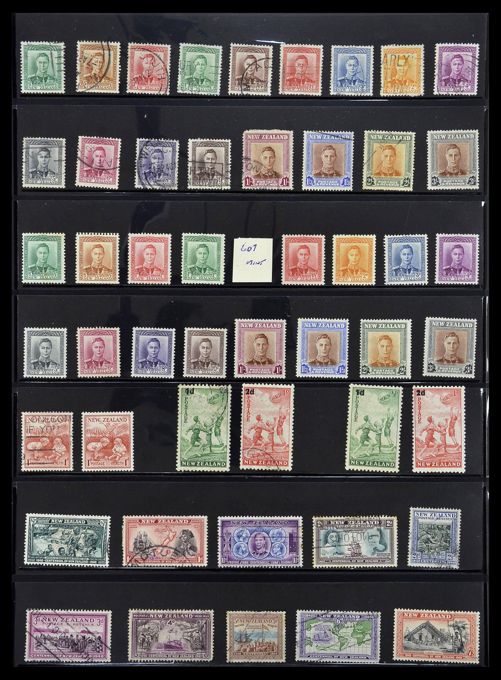 34210 005 - Postzegelverzameling 34210 Nieuw Zeeland 1870-2010.