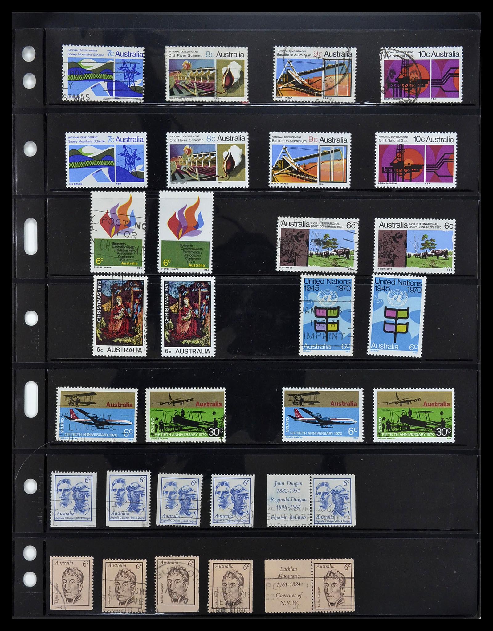 34211 033 - Postzegelverzameling 34211 Australië 1913-2010.