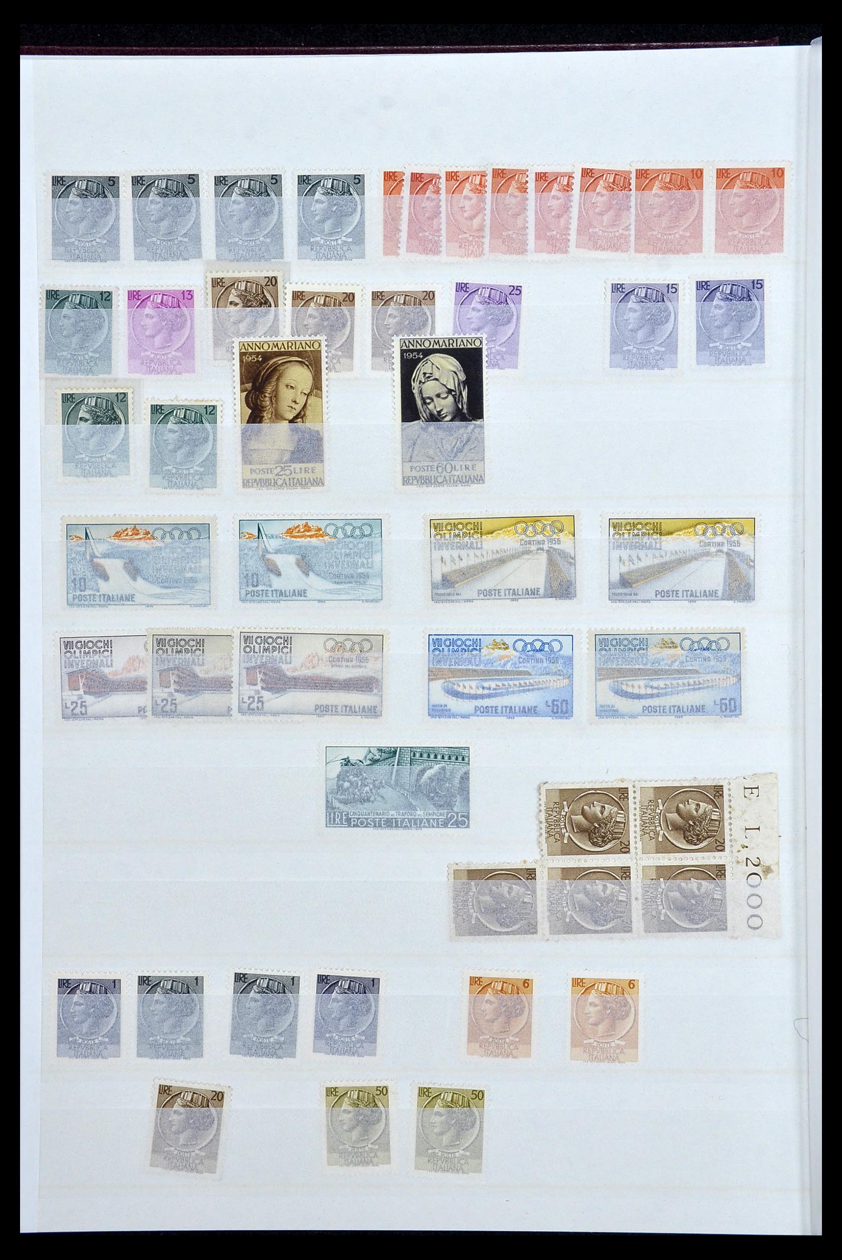34214 018 - Postzegelverzameling 34214 Italië en gebieden 1861-1980.