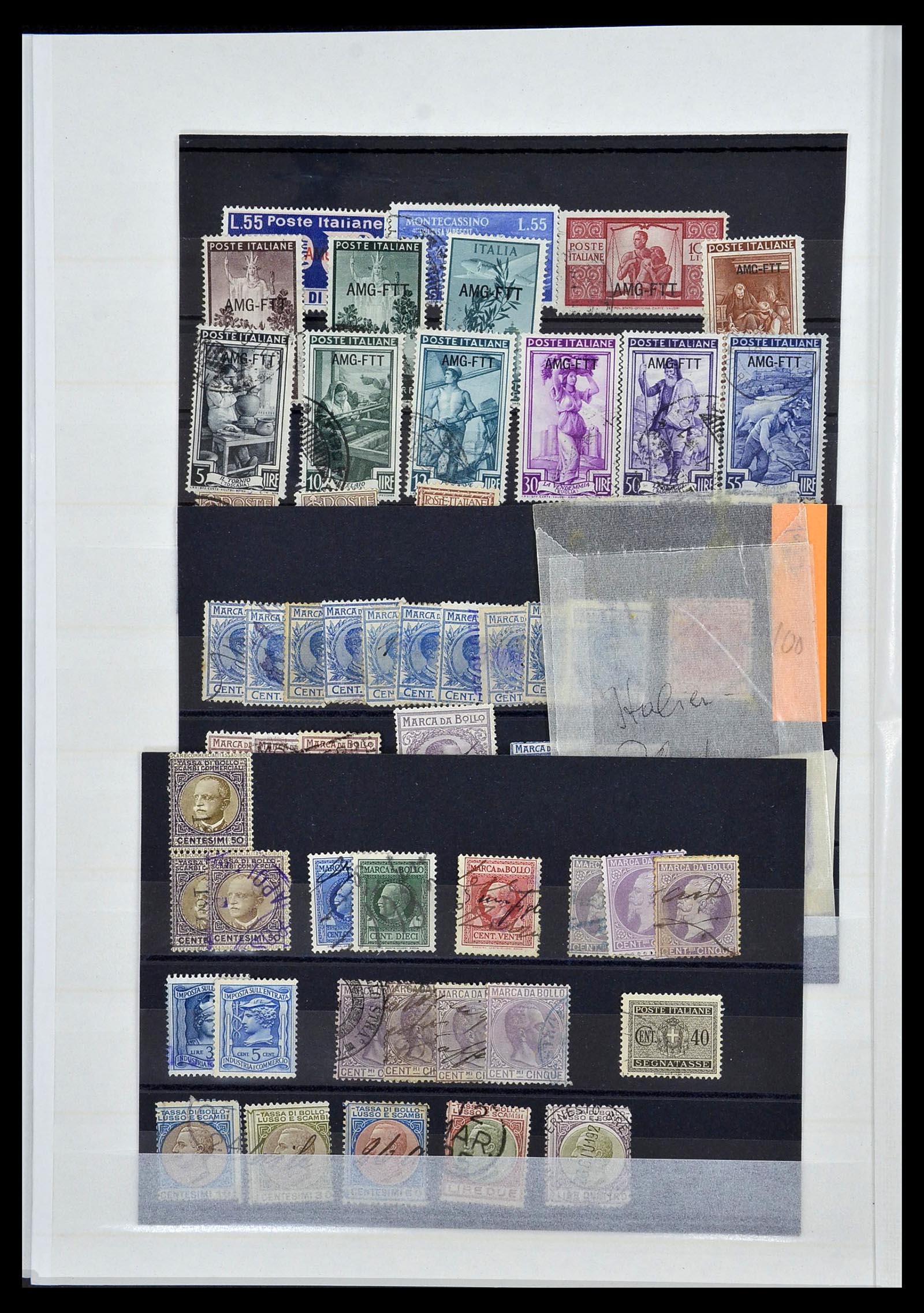 34214 042 - Stamp collection 34214 Italy and territories 1861-1980.