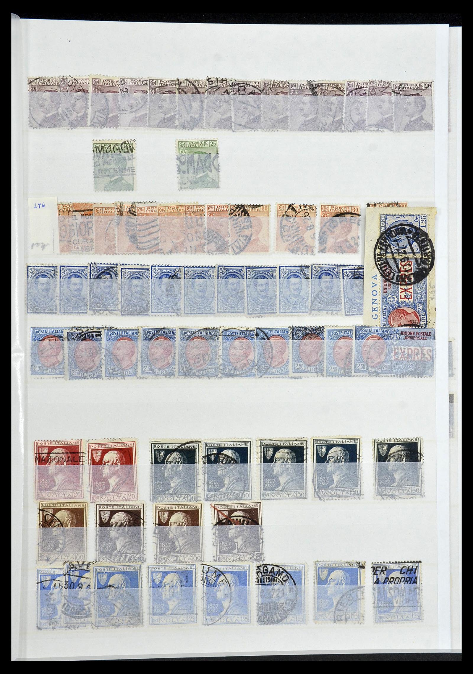 34215 015 - Stamp collection 34215 Italy 1861-1959.