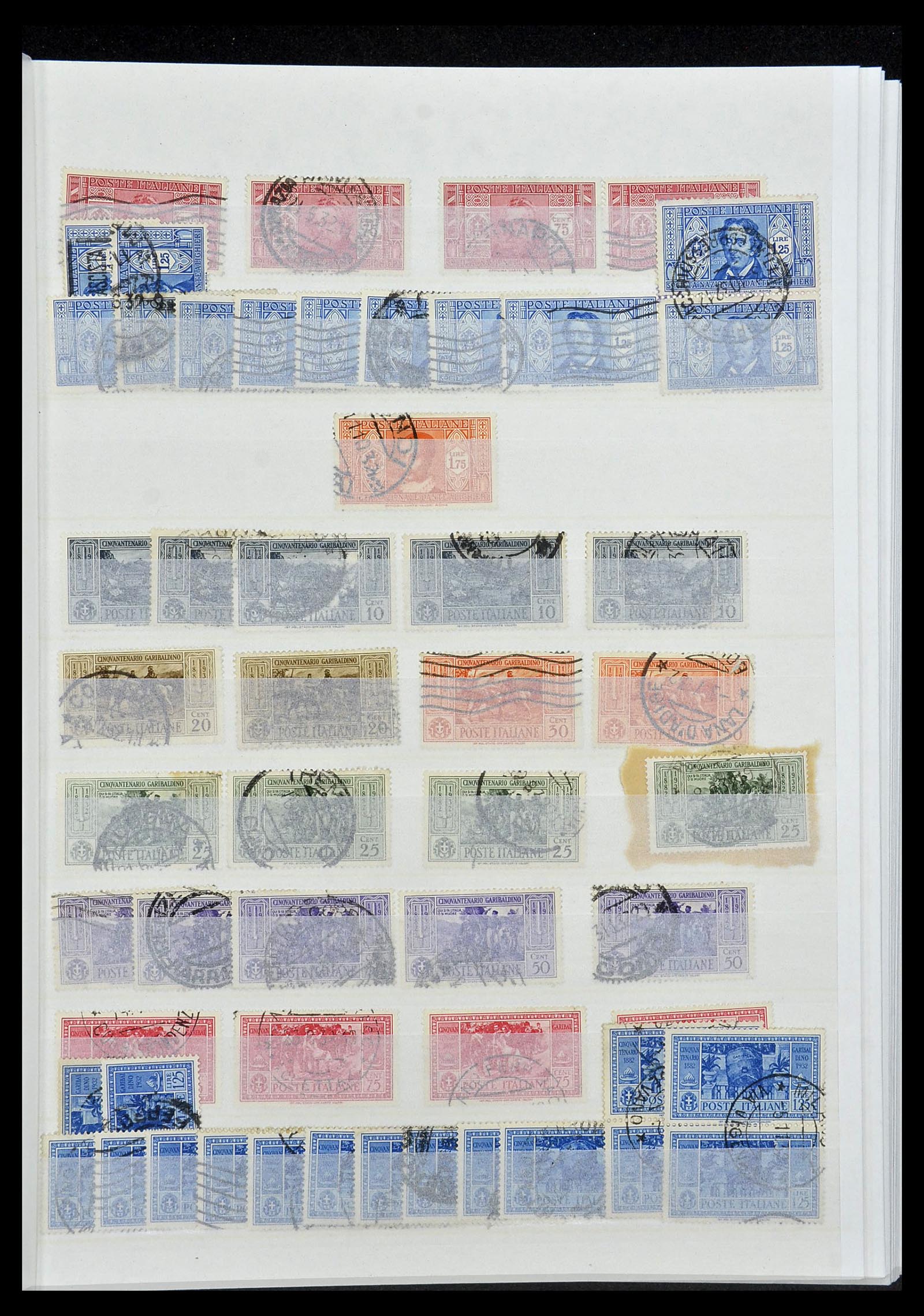 34215 023 - Stamp collection 34215 Italy 1861-1959.