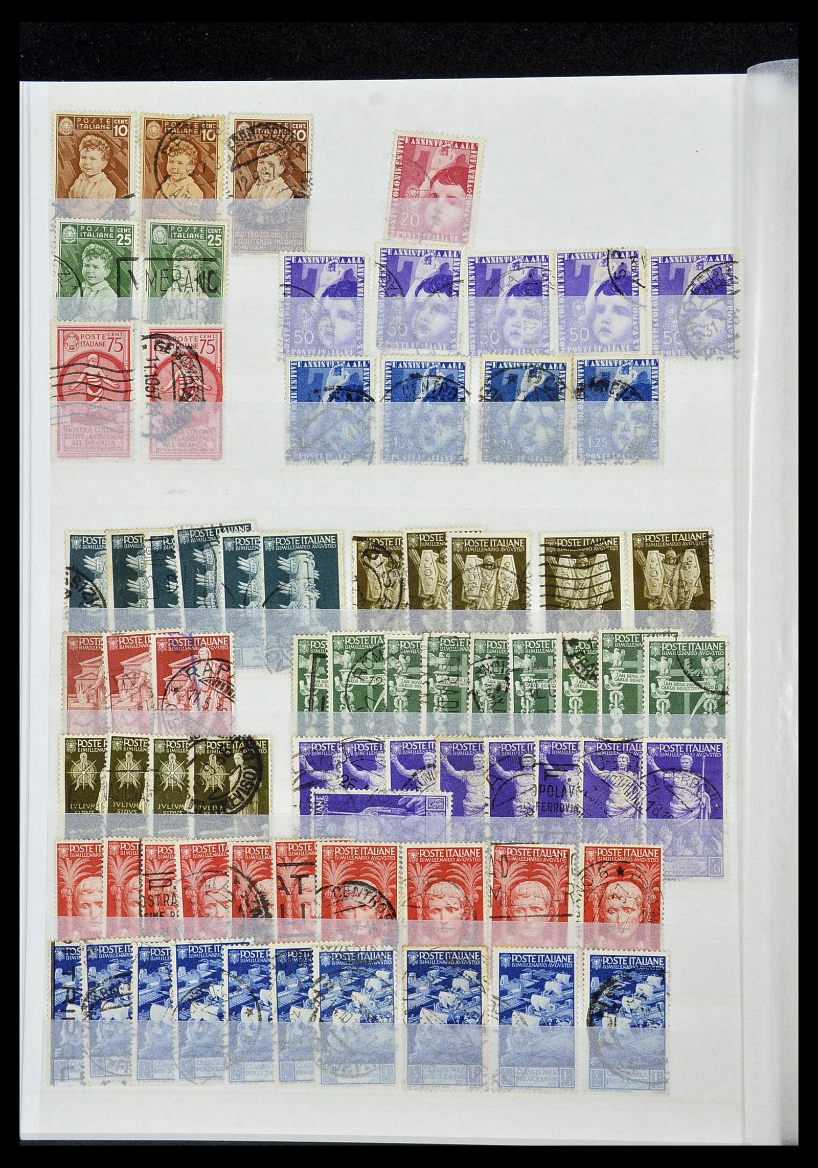 34215 030 - Stamp collection 34215 Italy 1861-1959.