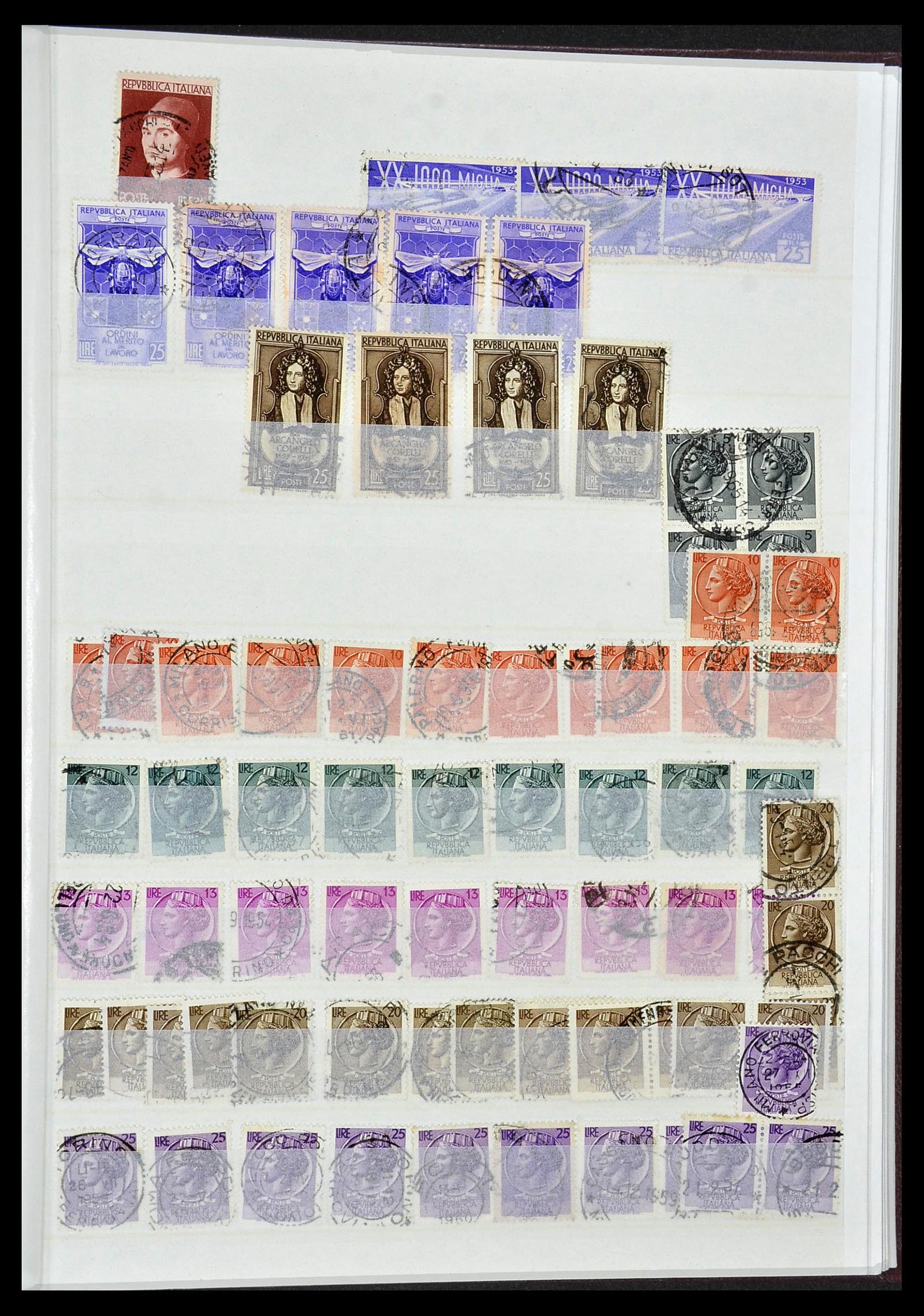 34215 047 - Stamp collection 34215 Italy 1861-1959.