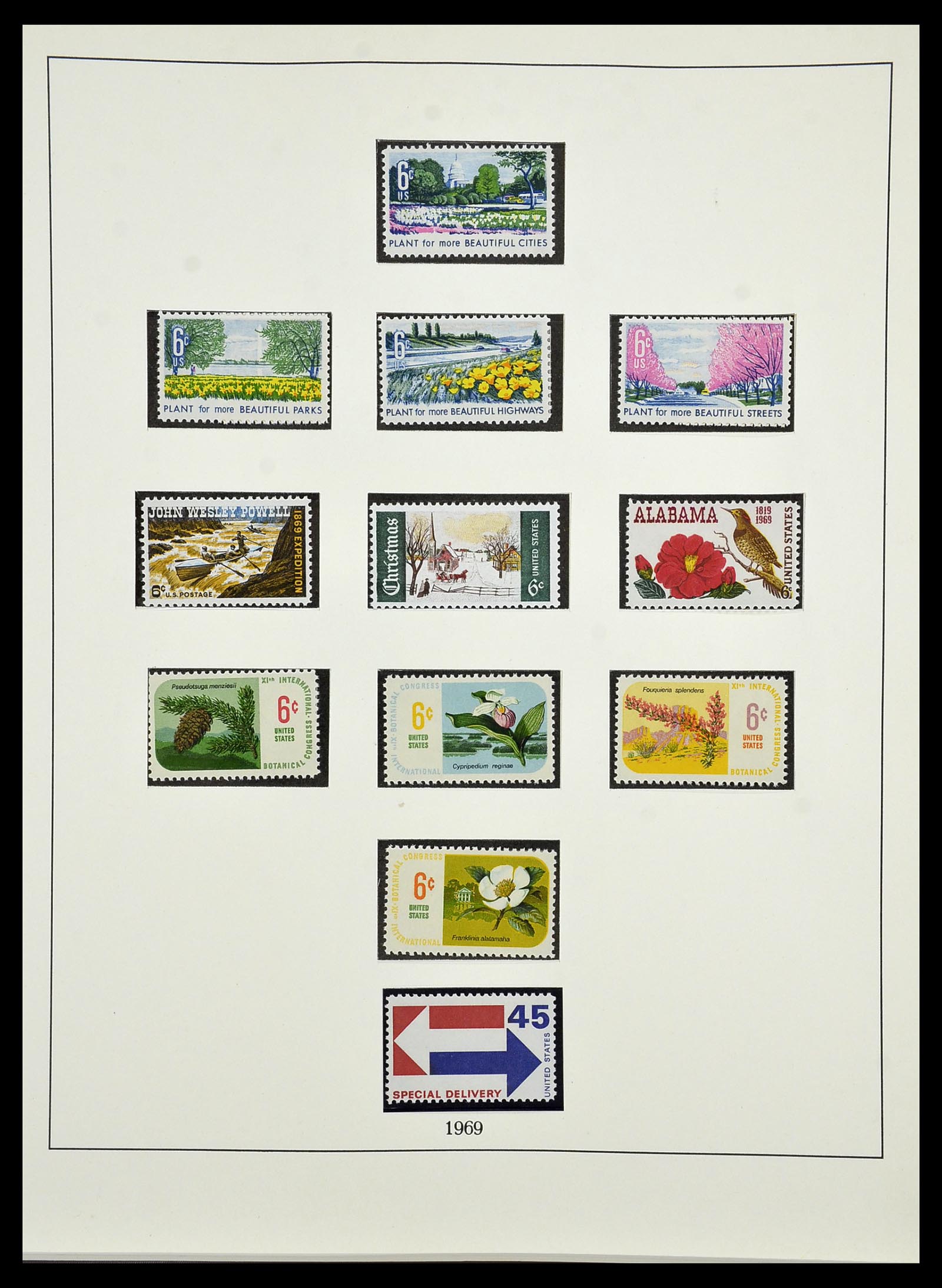 34224 105 - Stamp collection 34224 USA 1861-1977.