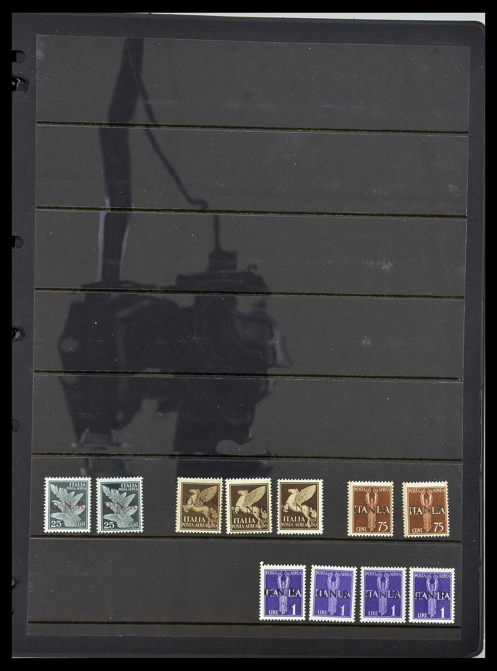 34227 009 - Postzegelverzameling 34227 Italië R.S.I. 1943-1945.