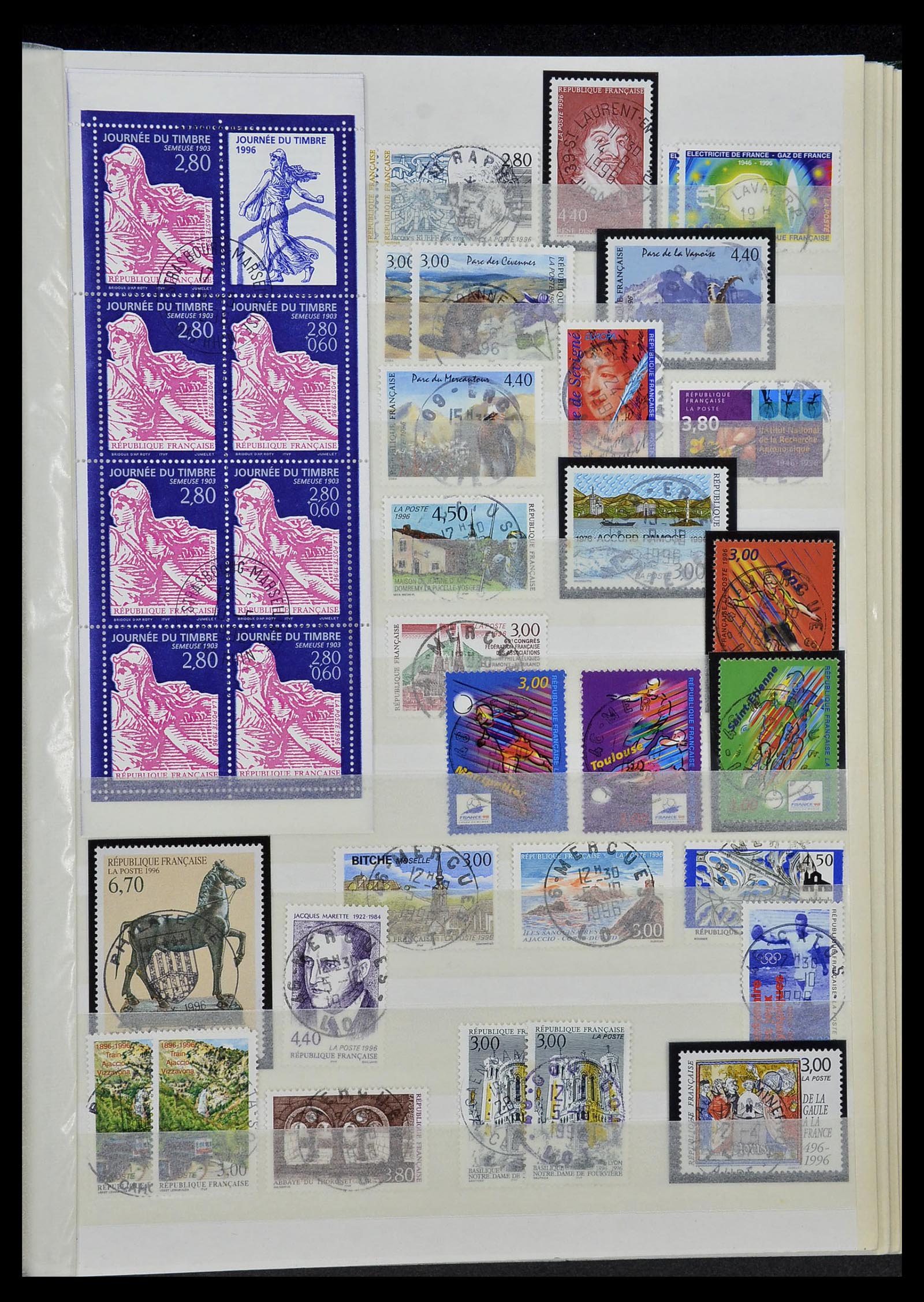 34236 098 - Postzegelverzameling 34236 Frankrijk 1853-2004.