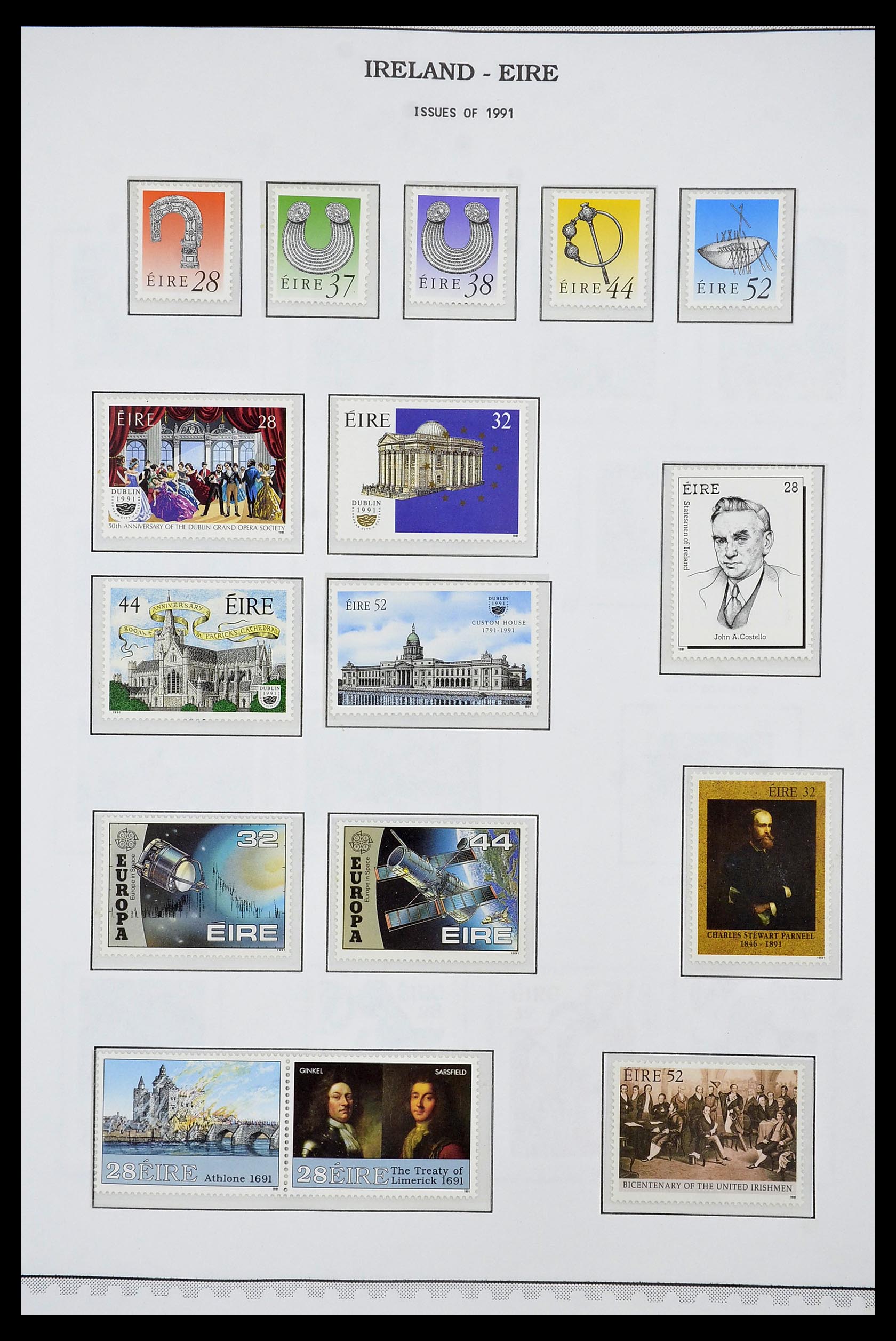 34240 070 - Postzegelverzameling 34240 Ierland 1922-2002.