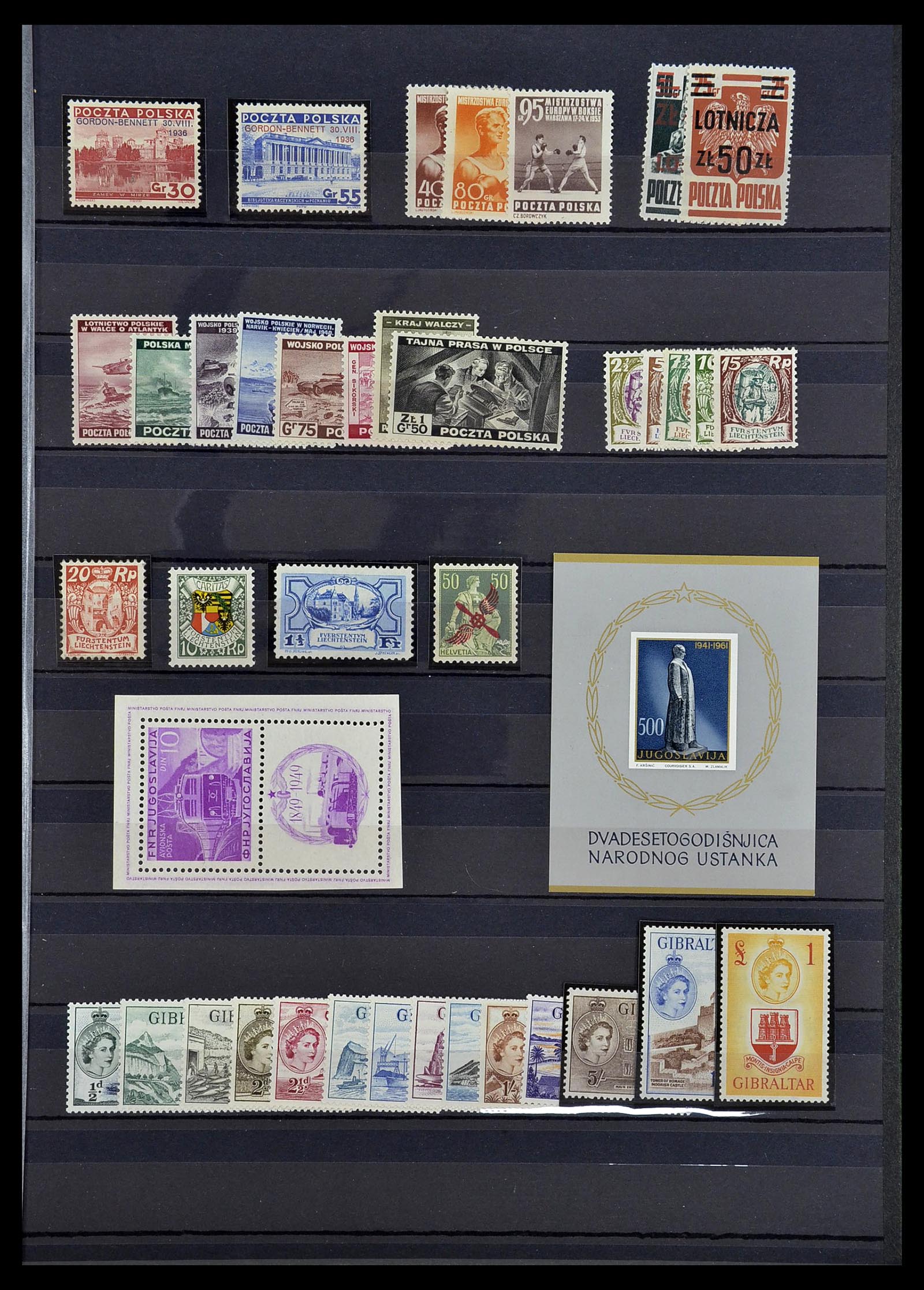 34263 011 - Postzegelverzameling 34263 Europese landen toppers 1840-1950.