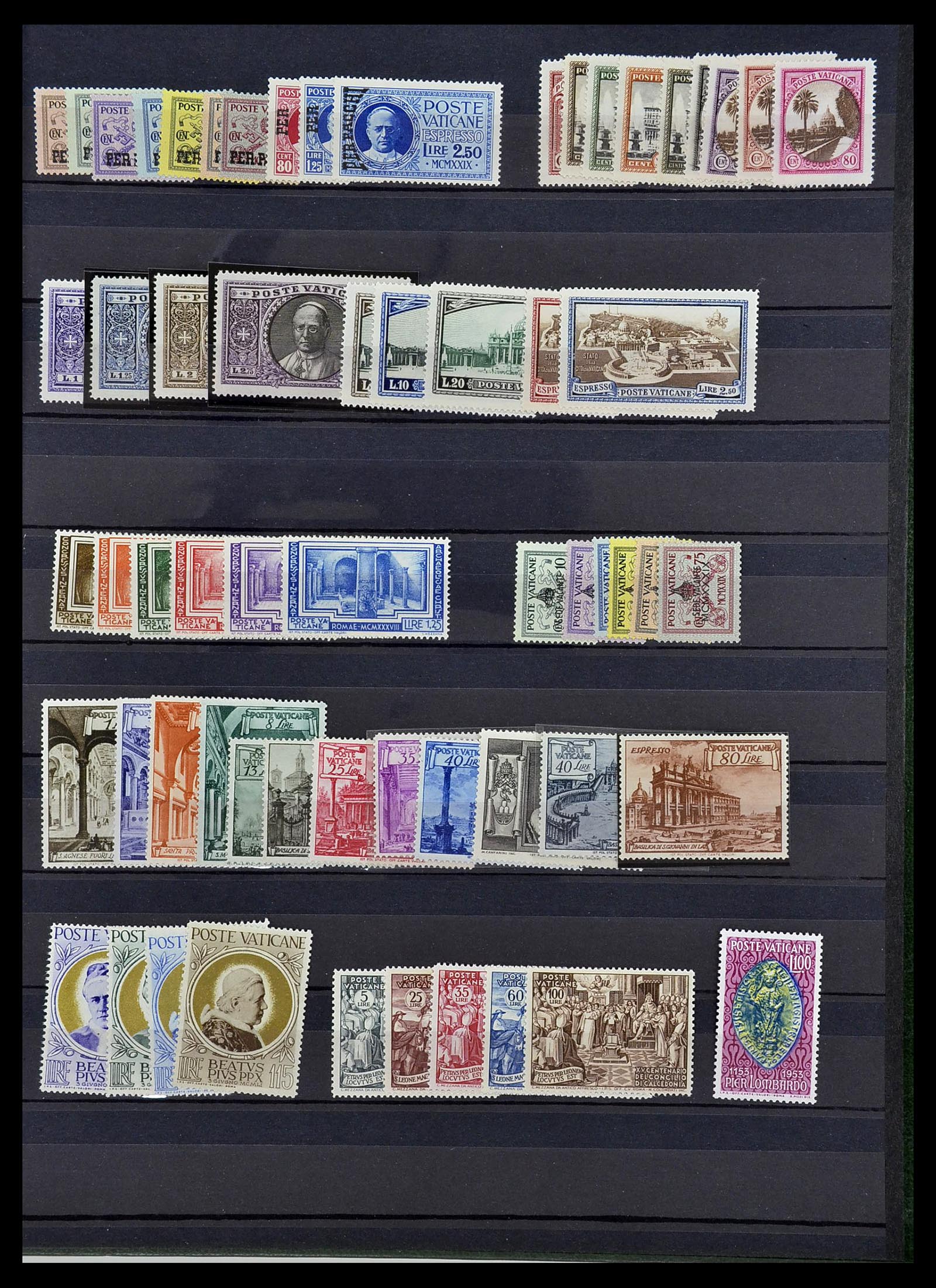 34263 015 - Postzegelverzameling 34263 Europese landen toppers 1840-1950.