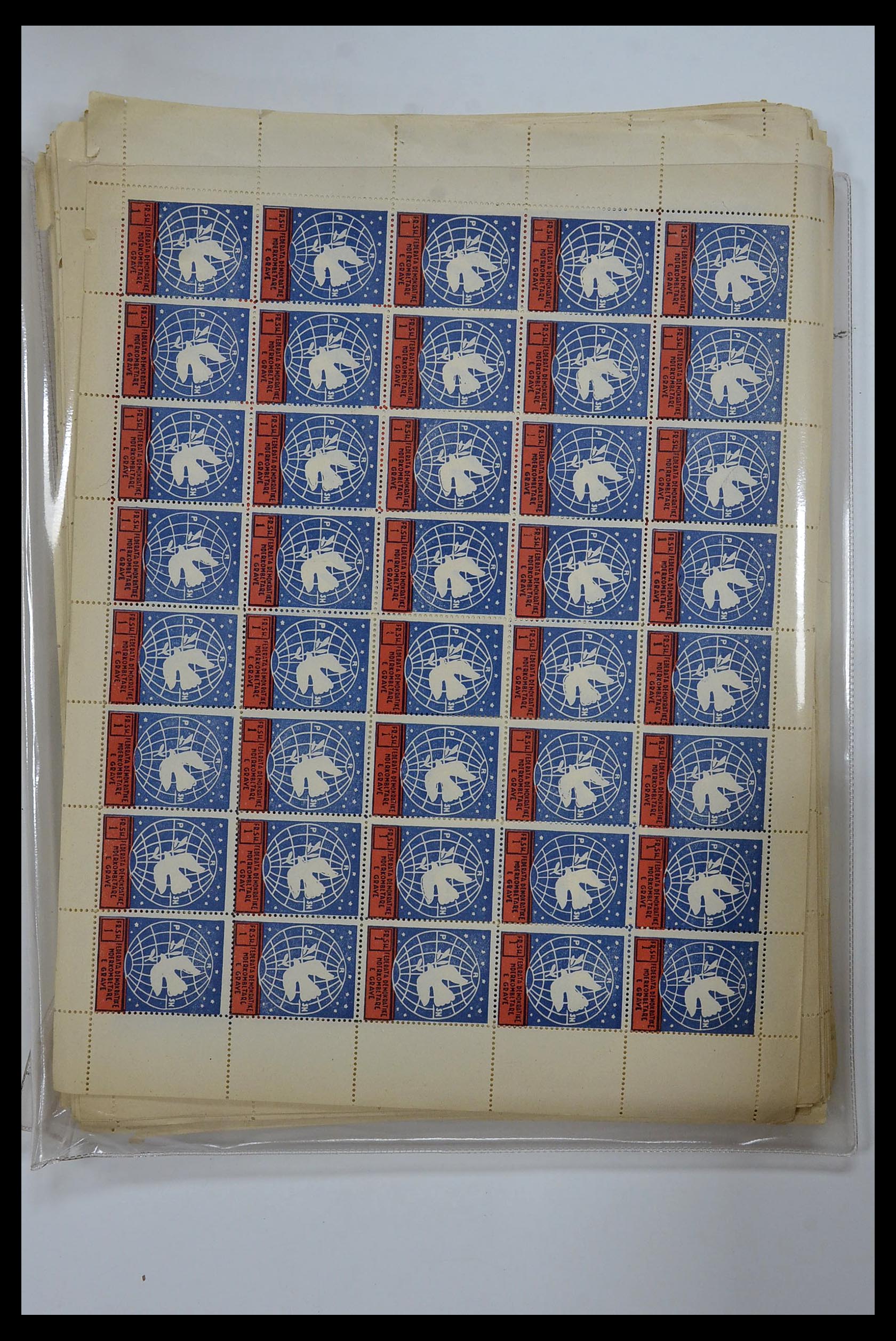 34285 004 - Postzegelverzameling 34285 Albanië 1914-1945.