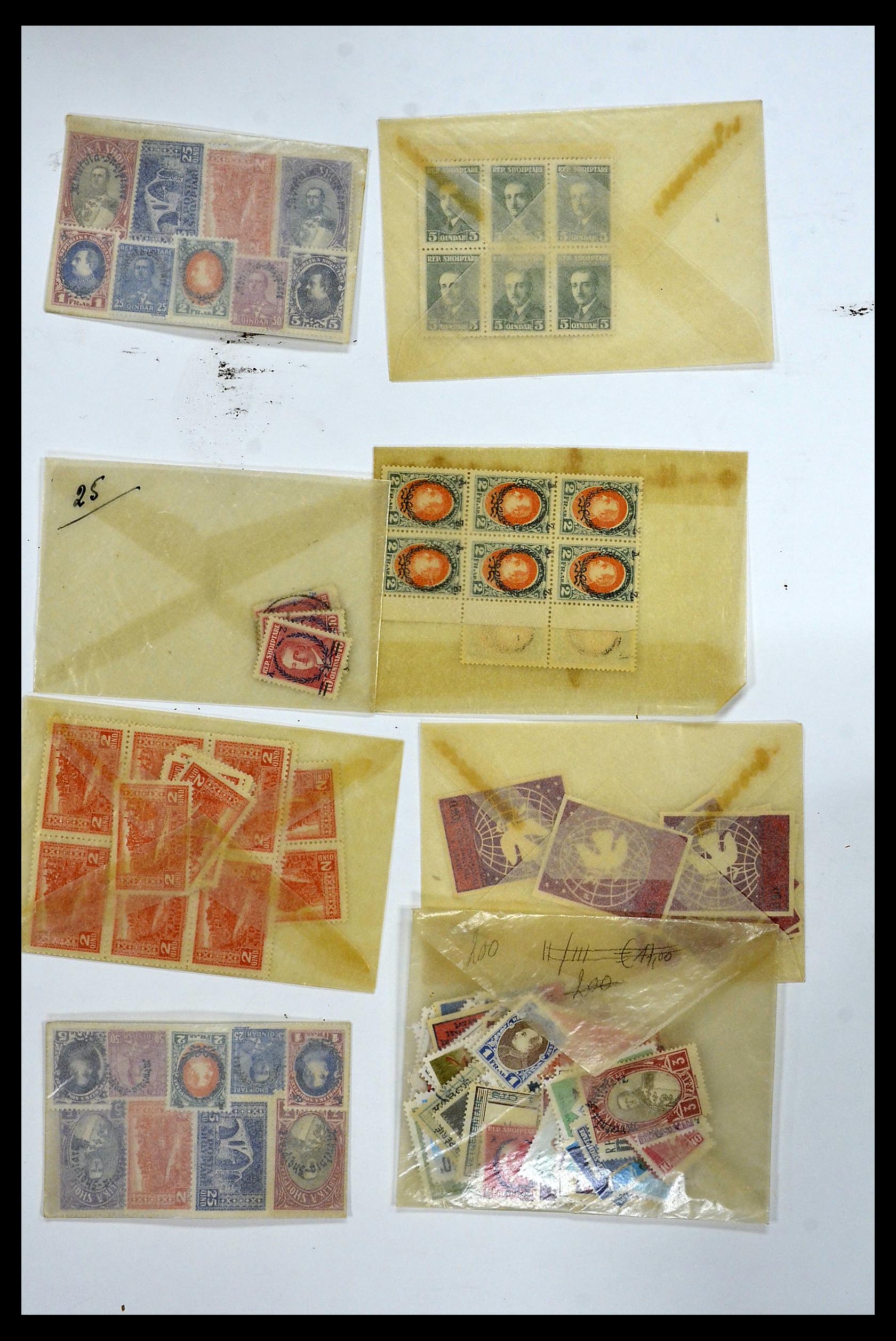 34285 038 - Postzegelverzameling 34285 Albanië 1914-1945.